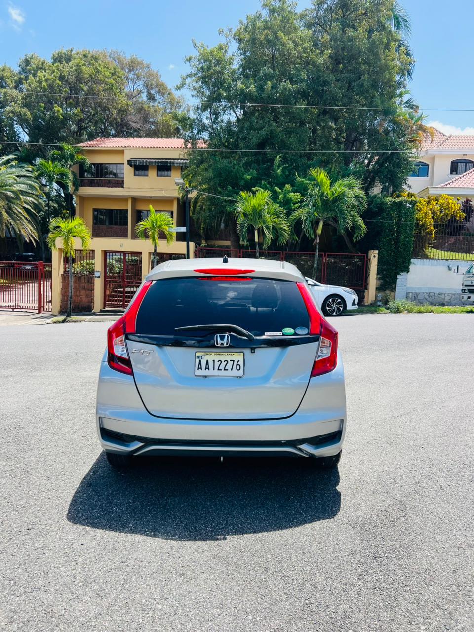 Honda fit   Año 2018  Versión japonesa  Foto 7322570-14.jpg