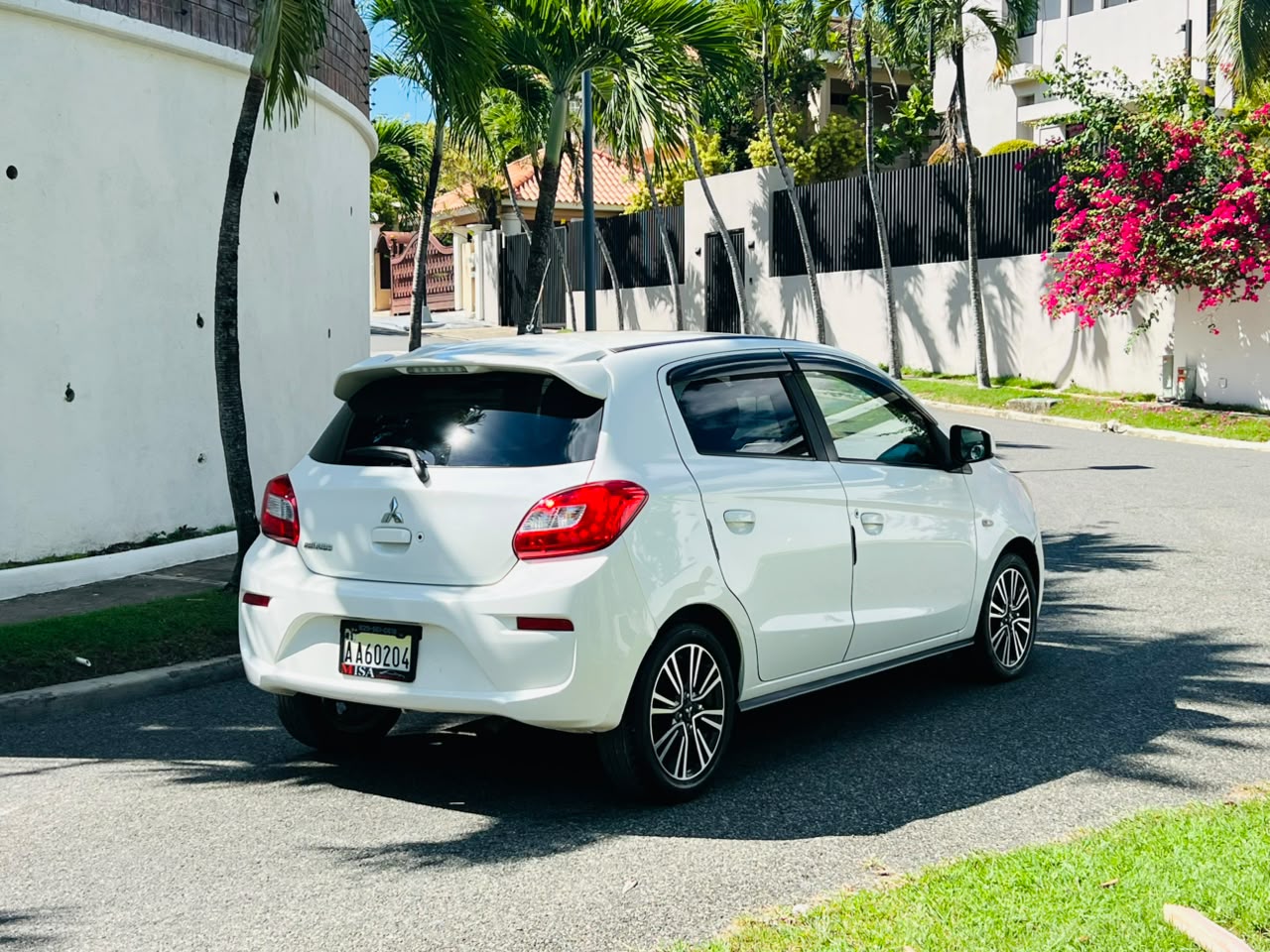 Mitsubishi Mirage 2018 Japonés  Foto 7322572-2.jpg