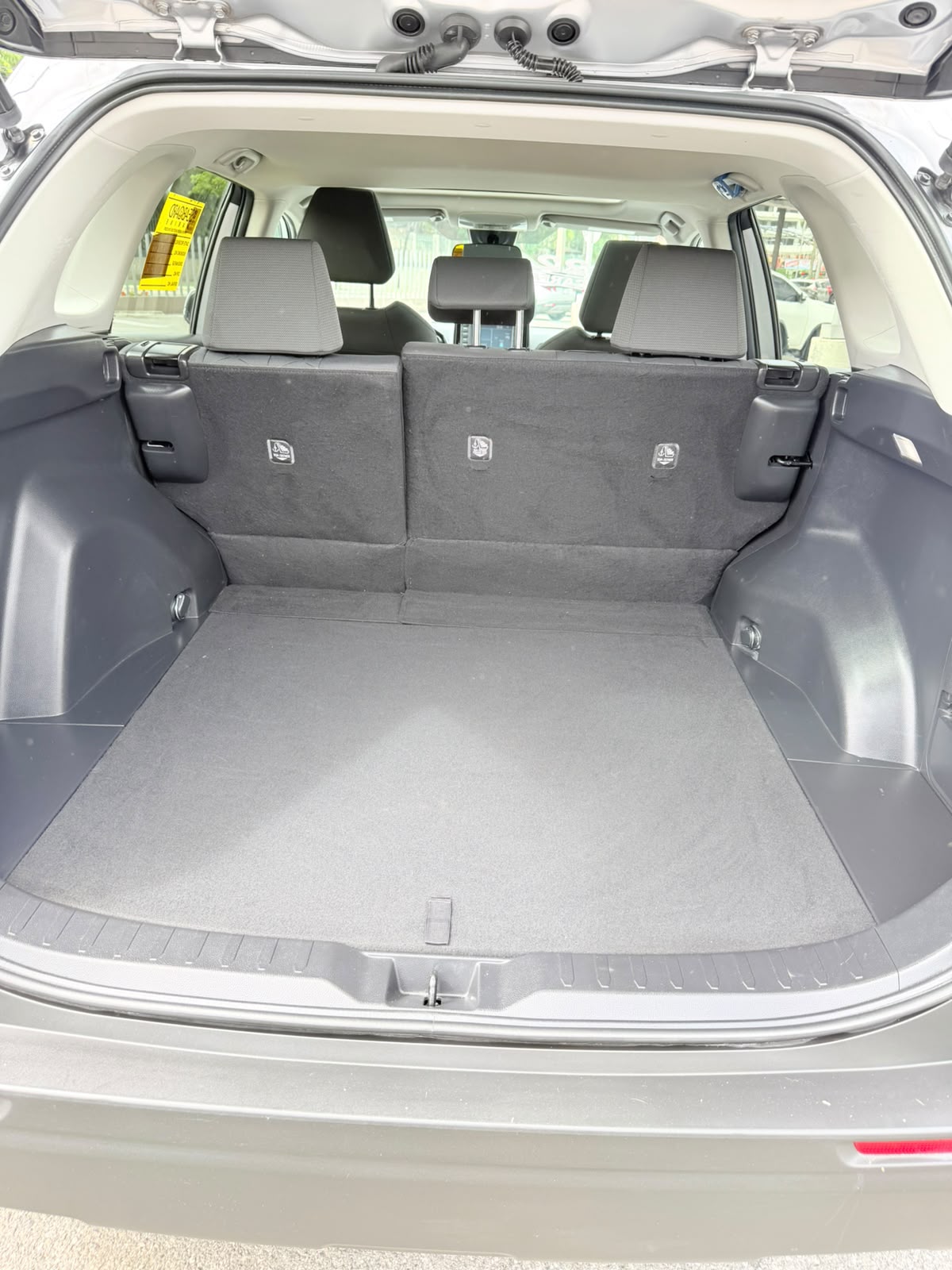 Toyota RAV4 XLE Hybrid AWD 2022 Foto 7322578-10.jpg