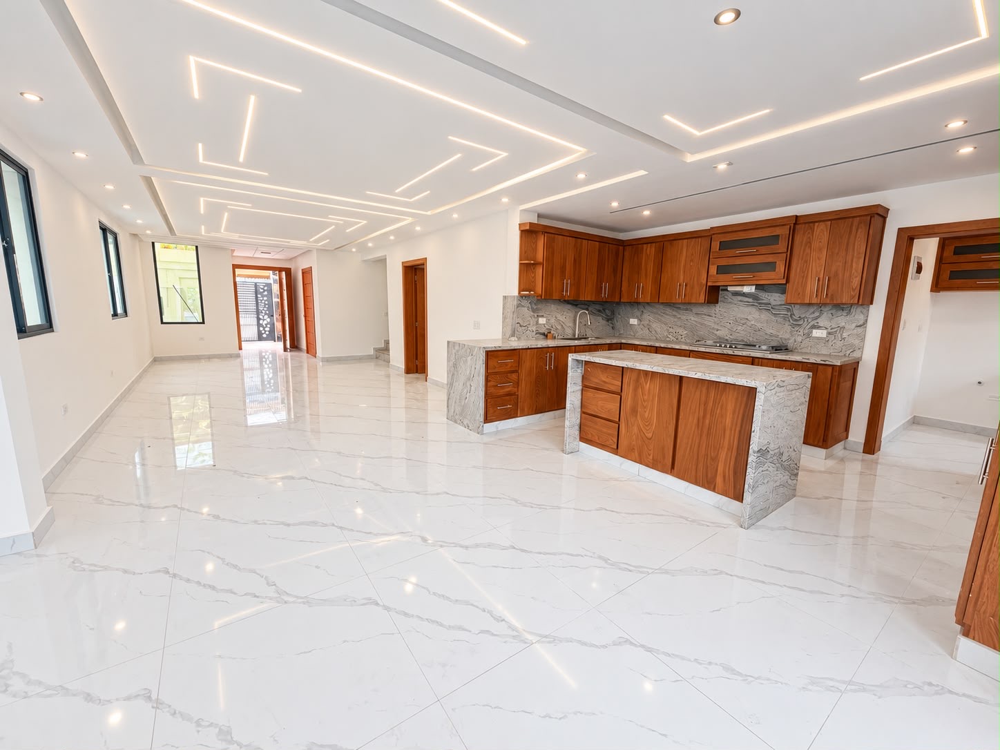 Casa de Lujo en Venta con Piscina  Autopista de San Isidro Prado Orien Foto 7322599-4.jpg