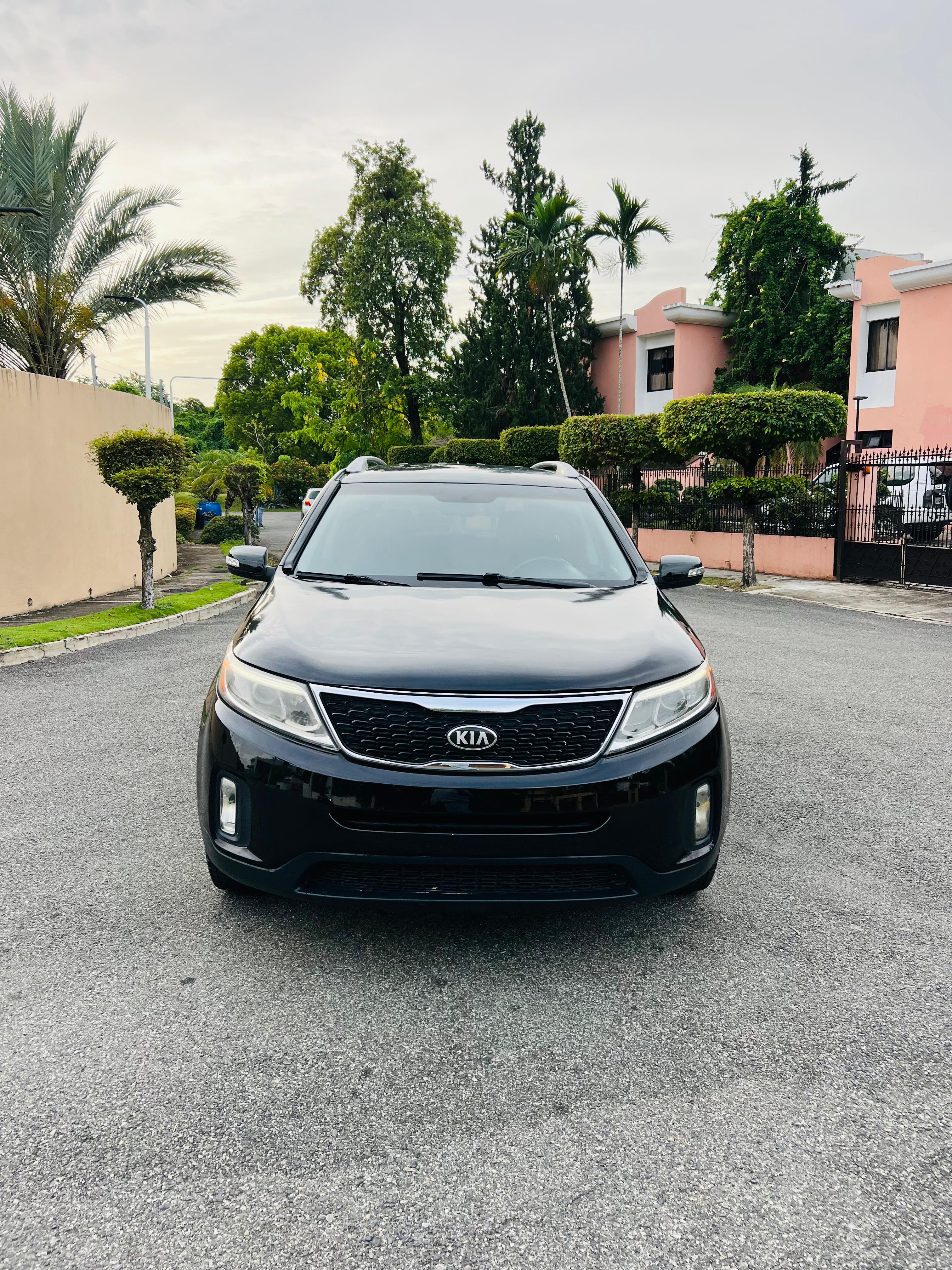 Kia sorento  Modelo LX 4 cilindros Año 2014  Foto 7322618-2.jpg