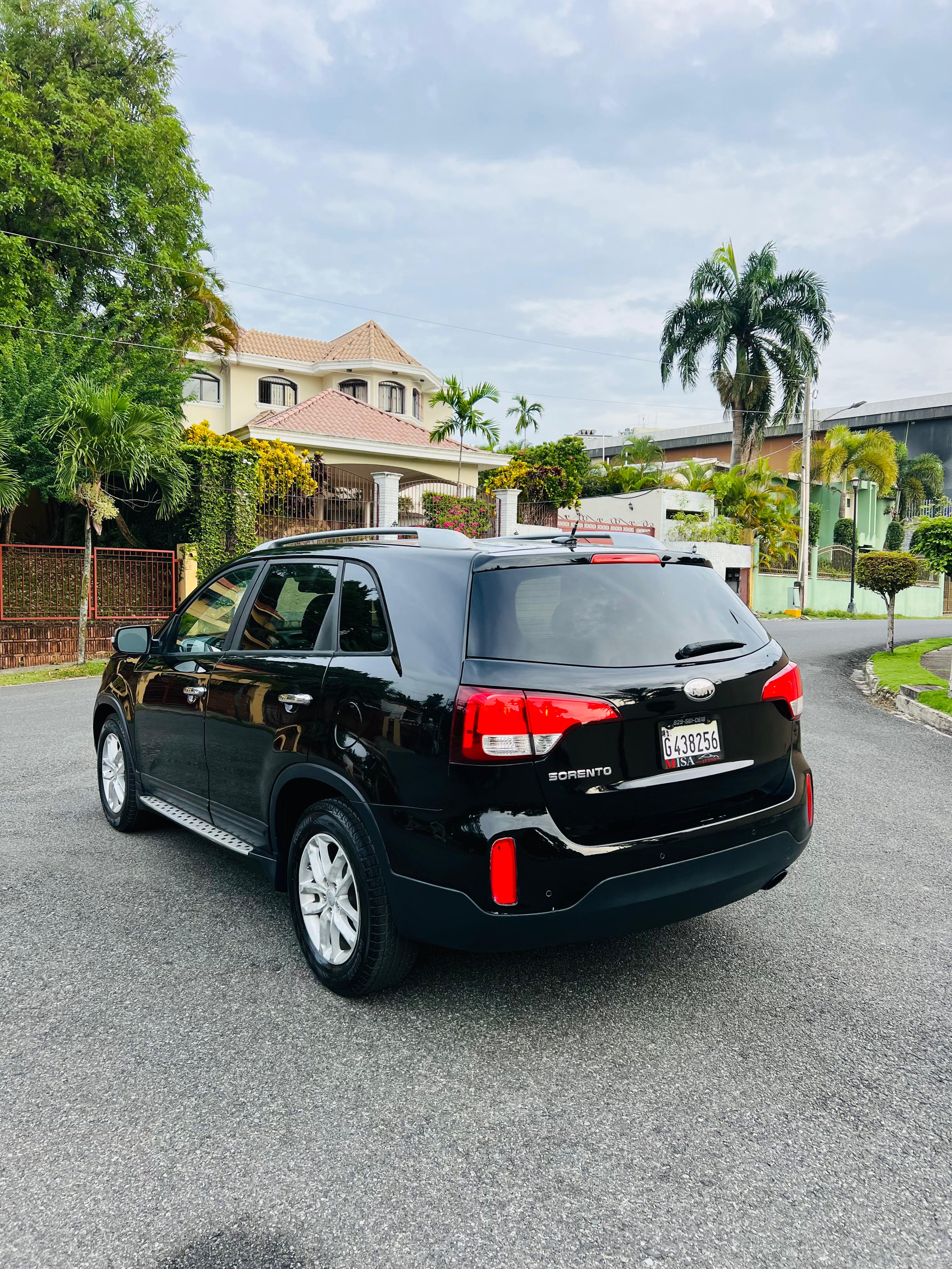 Kia sorento  Modelo LX 4 cilindros Año 2014  Foto 7322618-4.jpg