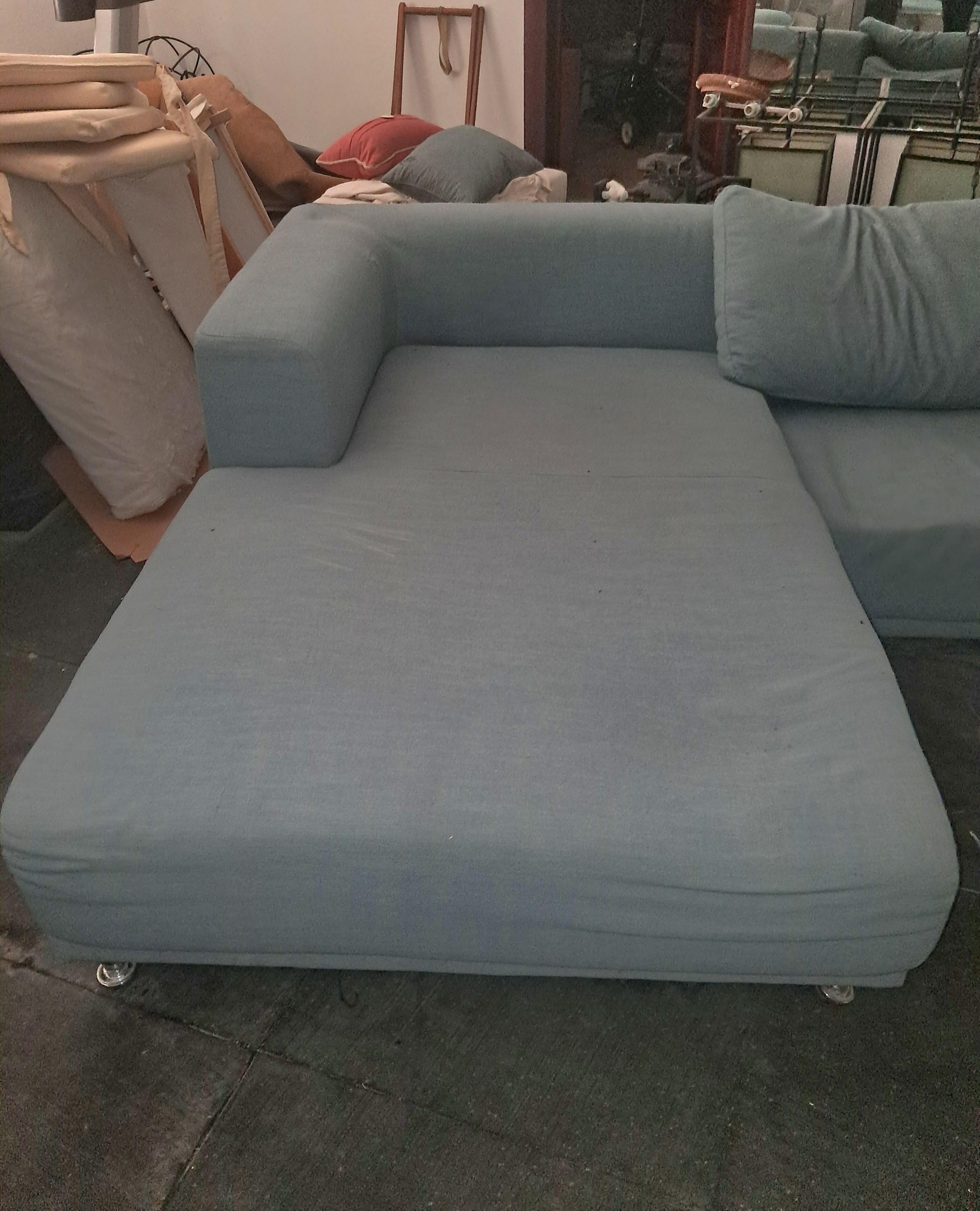 MUEBLE TIPO L COLOR AZUL CLARO Foto 7322661-2.jpg
