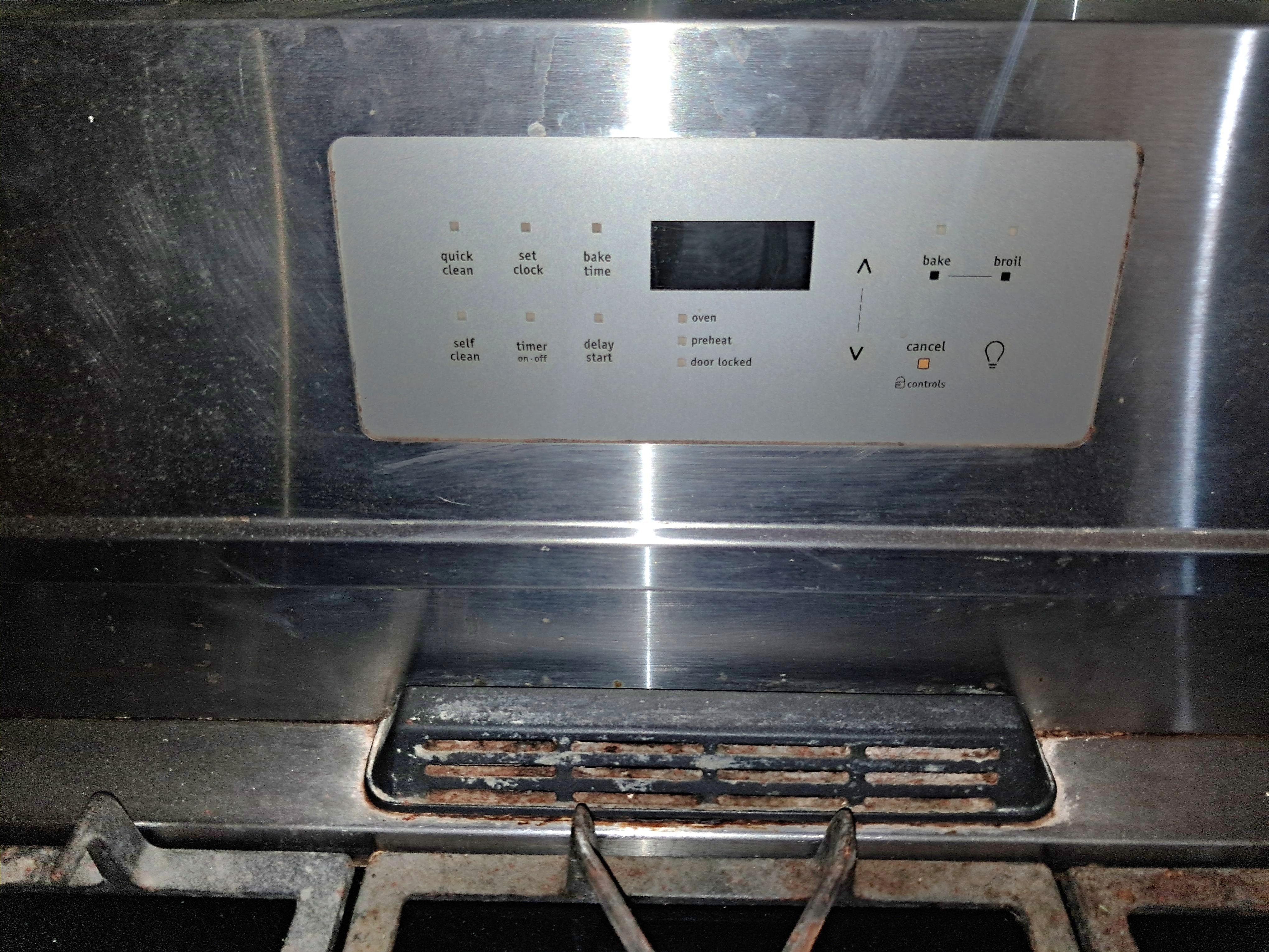 ESTUFA FRIGIDAIRE DE 36 DETALLES EN 2 HORNILLAS NADA DEL OTRO MUNDO. Foto 7322663-4.jpg