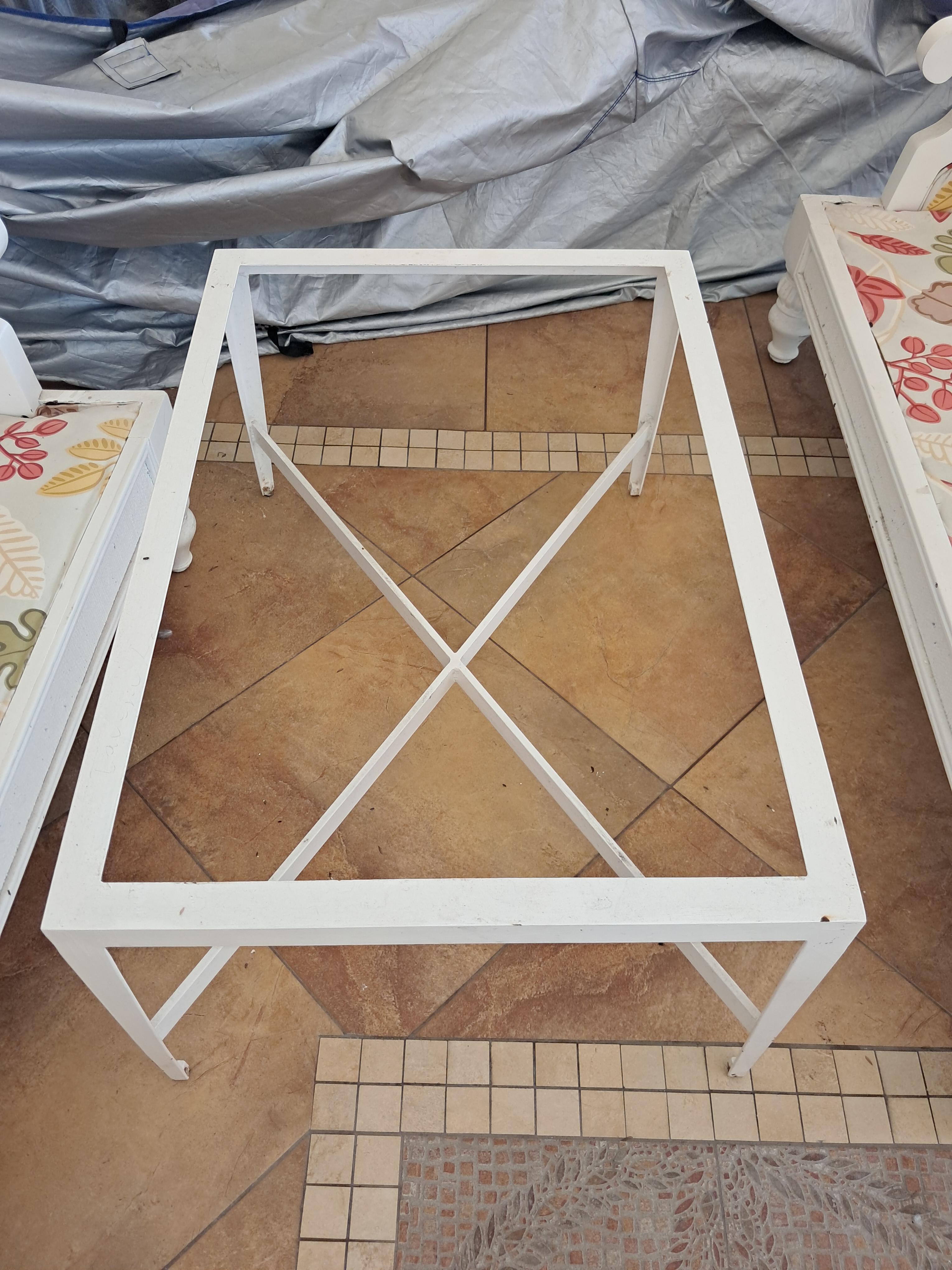 JUEGO DE MUEBLES EN CAOBA DE 2 ASIENTOS MÁS SU MESA TAMBIEN VENDO LA S Foto 7322676-7.jpg