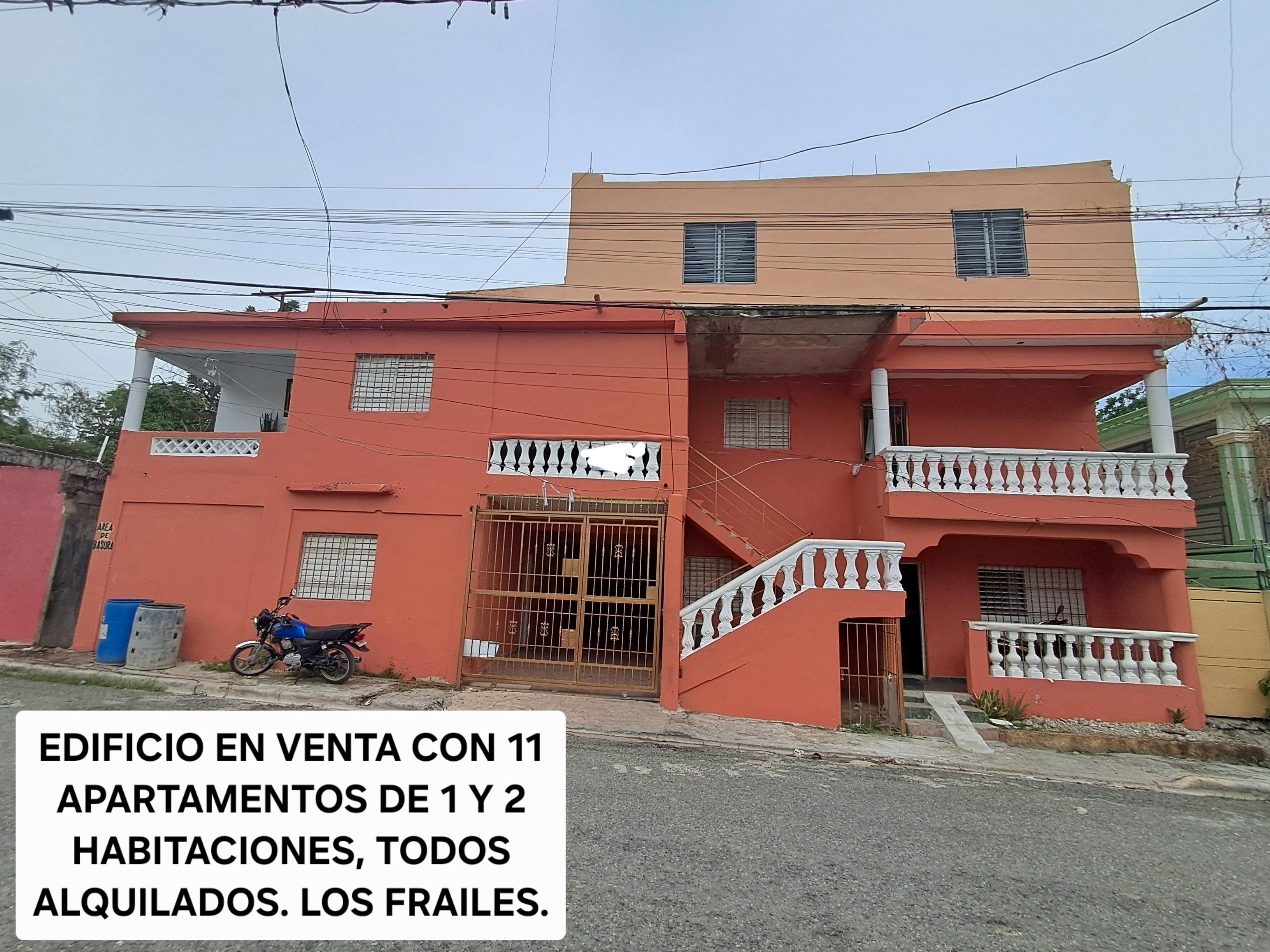 EDIFICIO EN VENTA CON 11 APARTAMENTOS ALQUILADOS. Foto 7322679-2.jpg