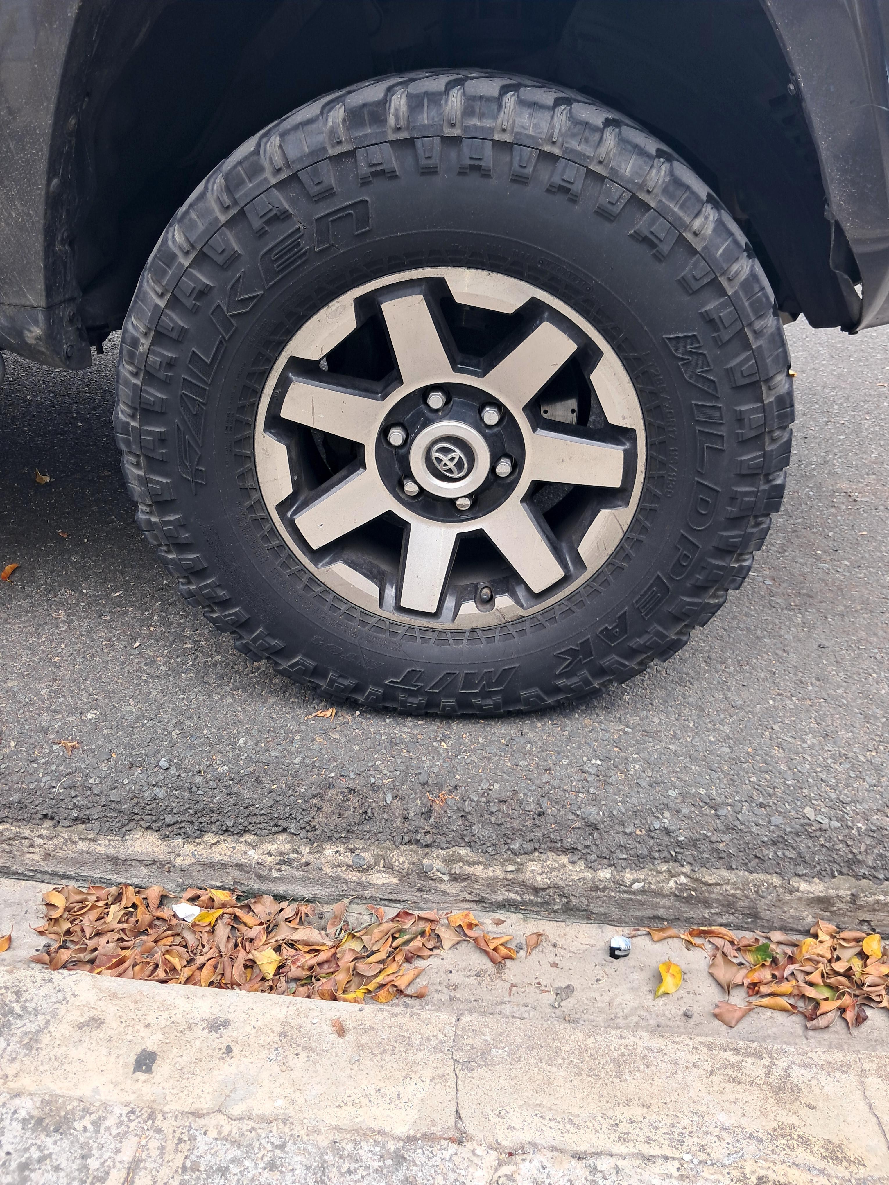 JEEP TOYOTA 4RUNNER SR5 PREMIUM EXCELENTE CONDICIONES. 2017 Foto 7322680-5.jpg