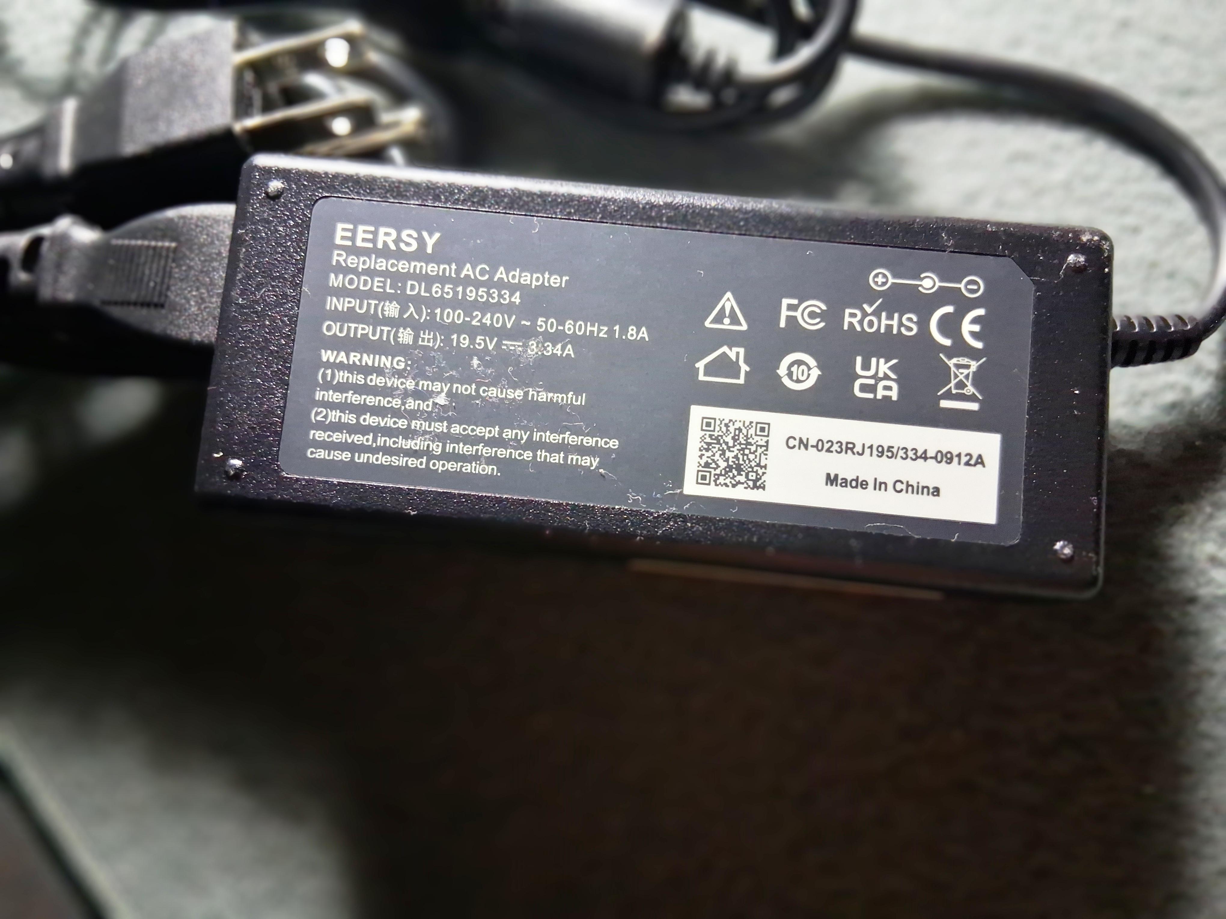 Cargador / Adaptador de Corriente Dell 19.5V 3.34A 65W Laptops y Monit Foto 7322686-2.jpg