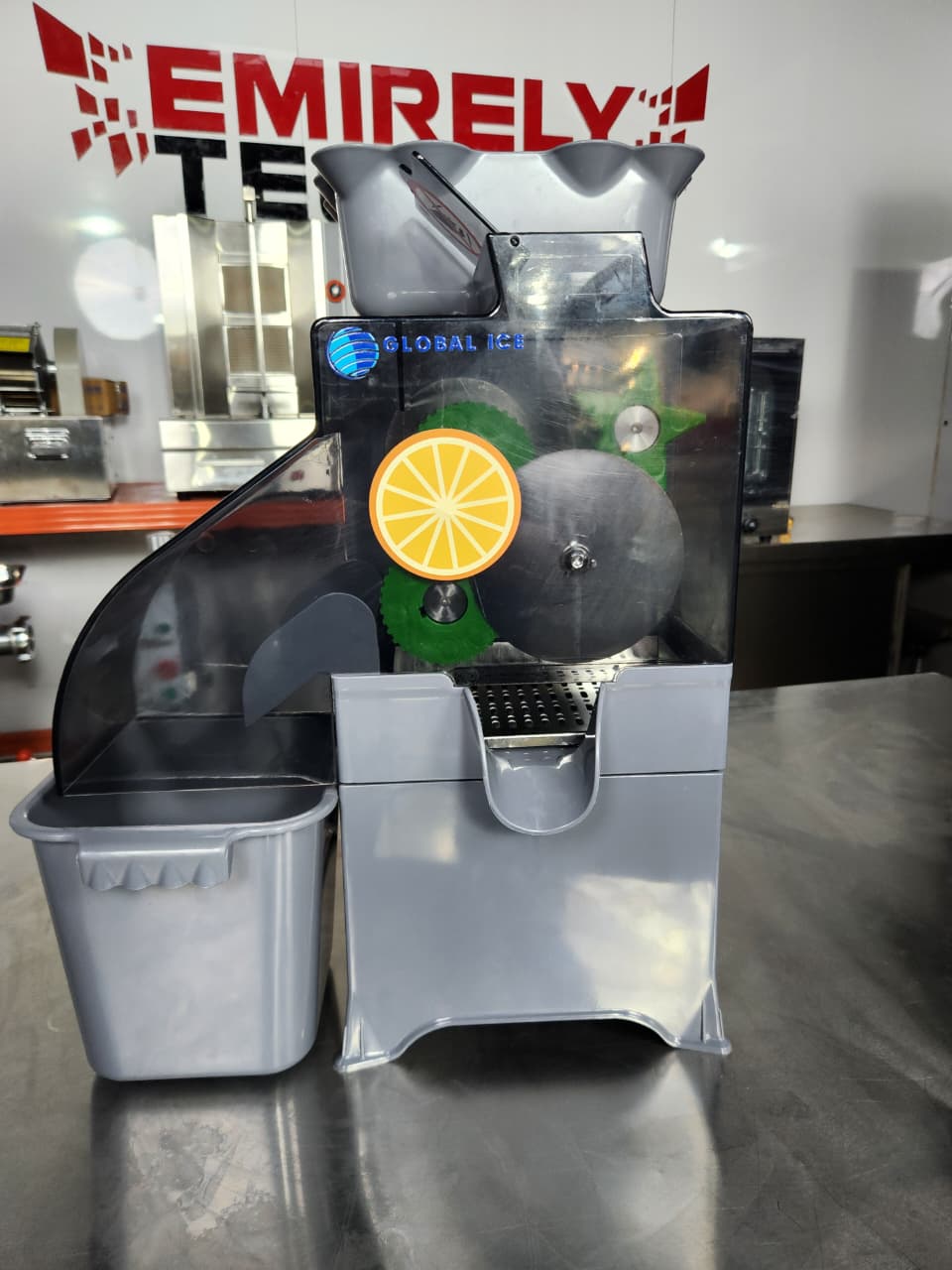 Extractor de de jugo de limon exprimidora de jugo de limon naranja Foto 7322738-2.jpg