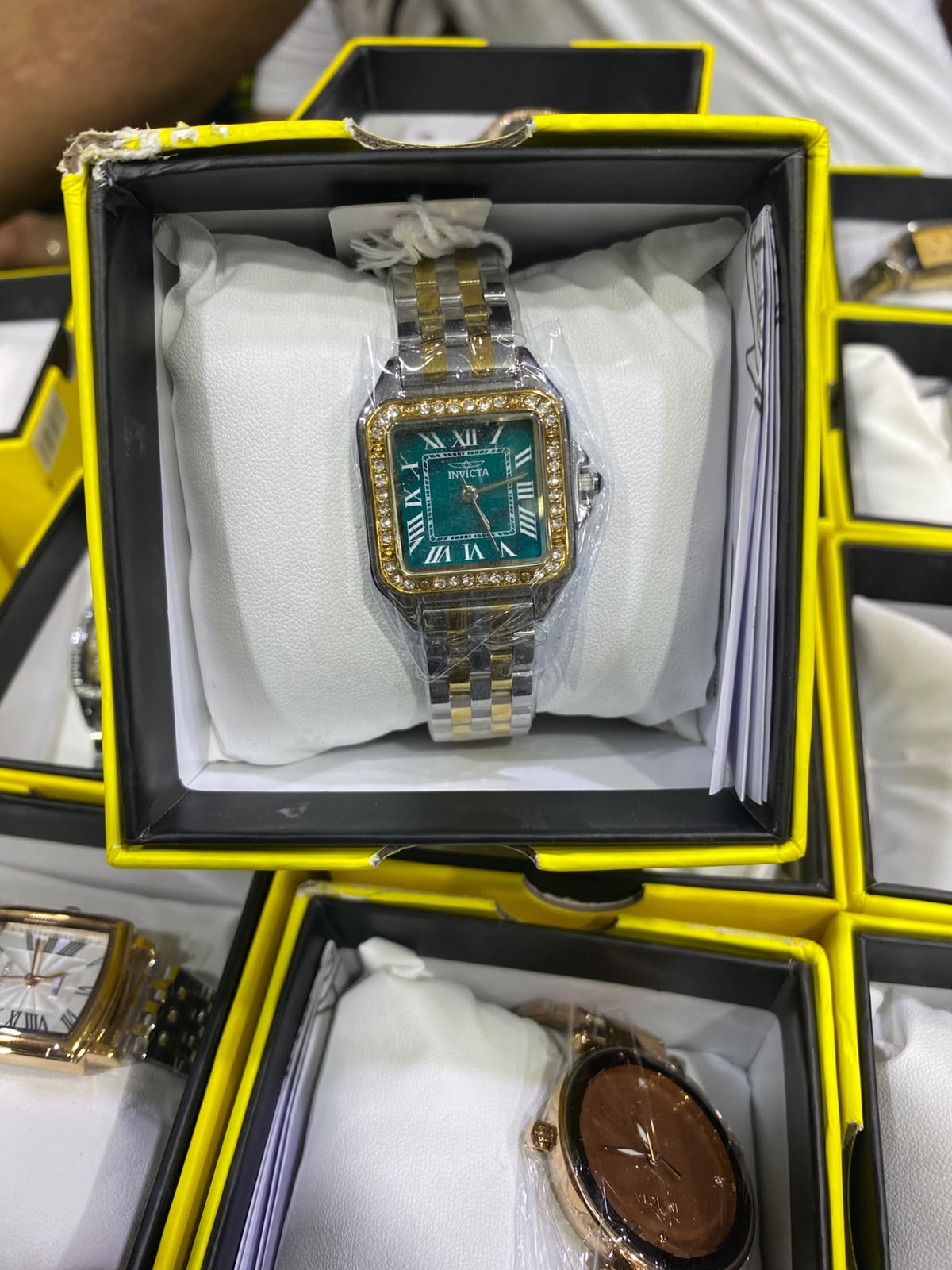 Reloj diferentes  en Santo Domingo Este Foto 7322811-1.jpg