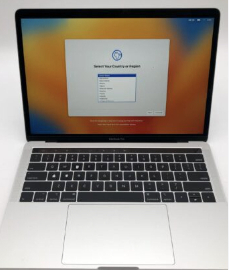 MacBook Pro de 13 pulgadas 2019 con dos puertos Thunderbolt 3 Único Du Foto 7322885-1.jpg