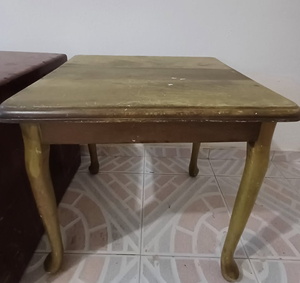 Mesita Auxiliar Clásica de Caoba - Ideal para Restaurar! Proyecto DIY Foto 7323006-3.jpg