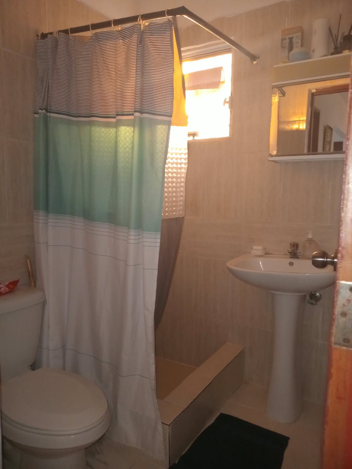 ????Se vende Apartamento en RESIDENCIAL CARMEN RENATA 3 Santo Domingo  Foto 7323024-7.jpg