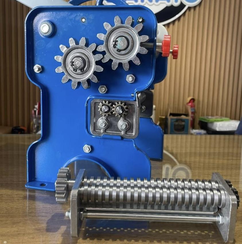 VENDO Máquina Laminadora / Sobadora de Masa - Para Negocio de Pastelit Foto 7323089-2.jpg