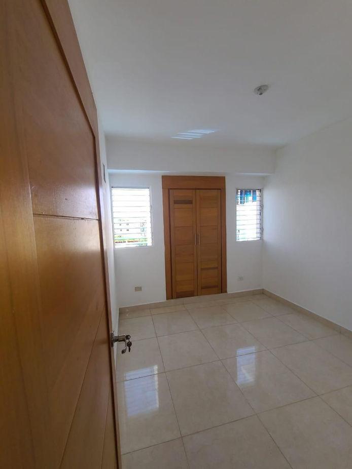 Venta de apartamento en autopista de san isidro derecho a techo y parq Foto 7323122-5.jpg