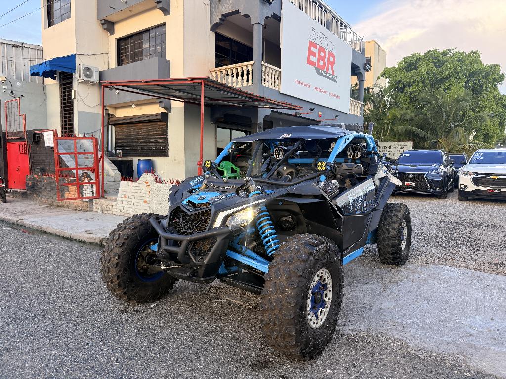 CAN-AM MAVERICK X3 XRS 2017 Foto 7323128-1.jpg