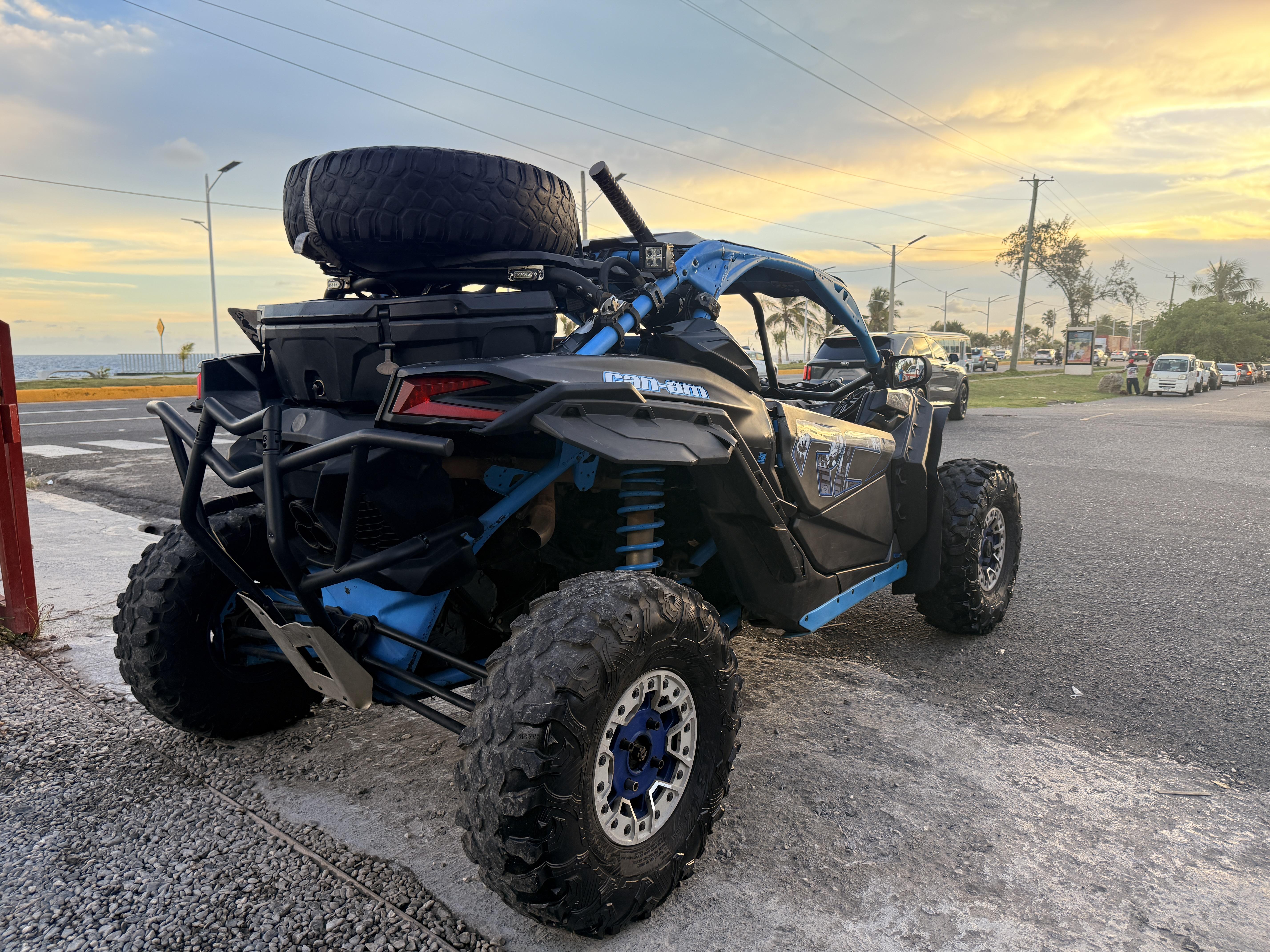 CAN-AM MAVERICK X3 XRS 2017 Foto 7323128-3.jpg