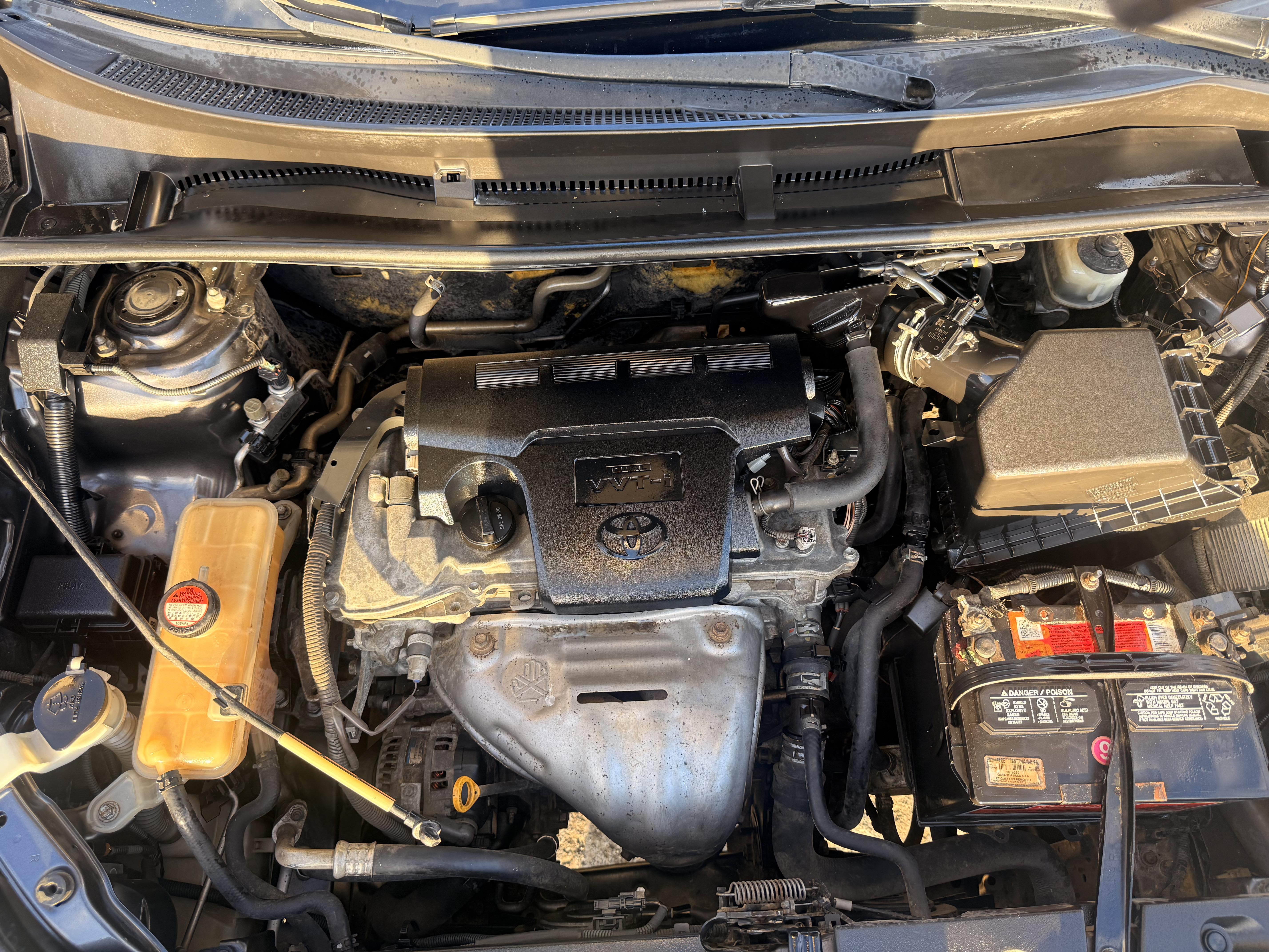 Toyota Rav4 LE 2015 Foto 7323133-10.jpg