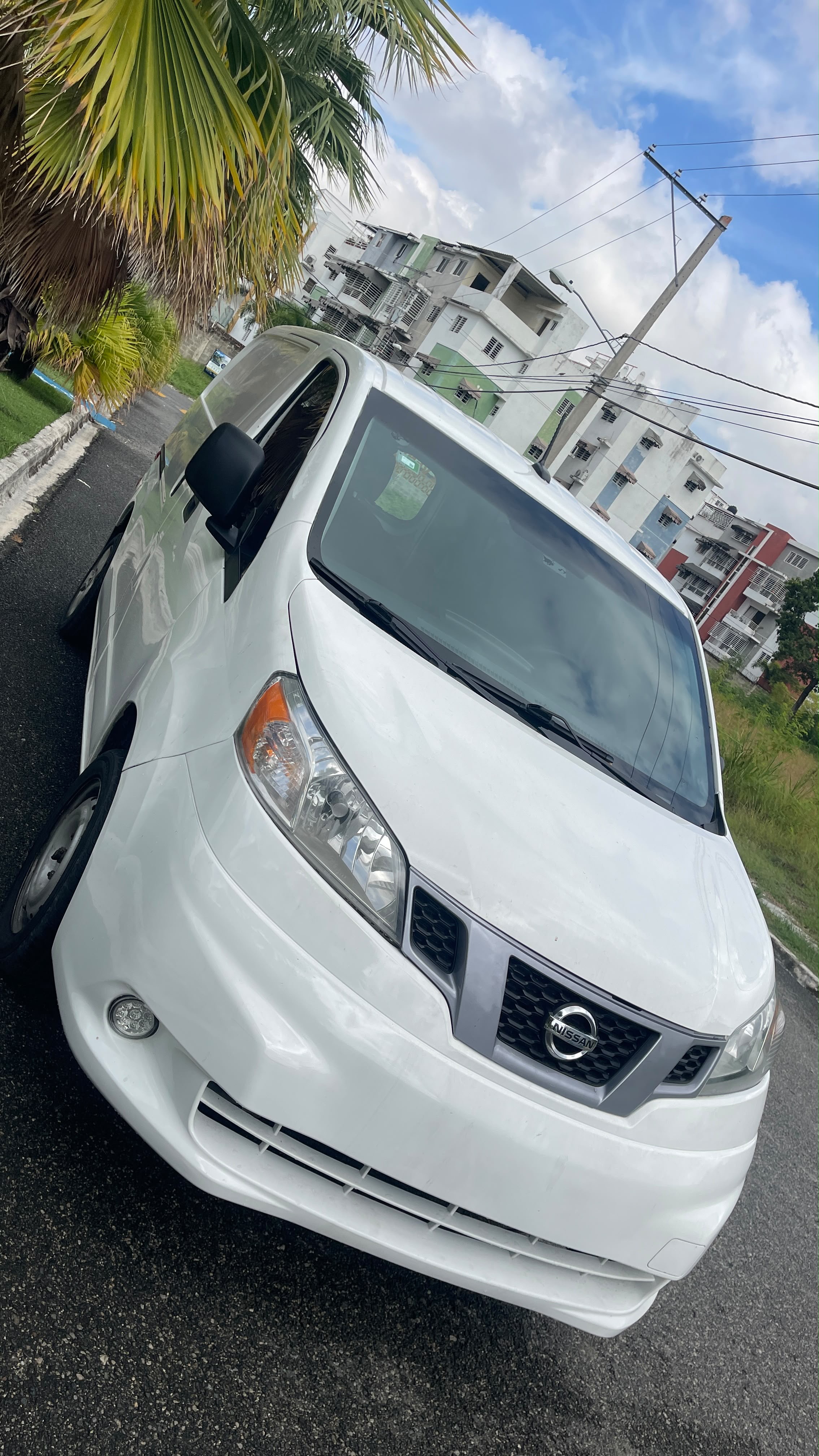 Furgoneta Nissan NV 200 año 2020 Foto 7323141-5.jpg