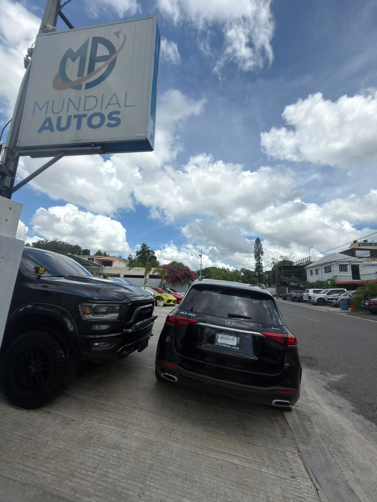 MERCEDES BENZ GLE350 2021 AMG PACKAGE 4Matic  Foto 7323143-6.jpg