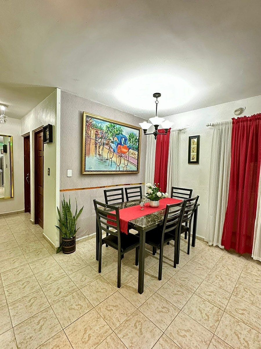 Apartamento AMUEBLADO en la AV. ESPAÑA disponible para VENTA o ALQUILE Foto 7323575-3.jpg