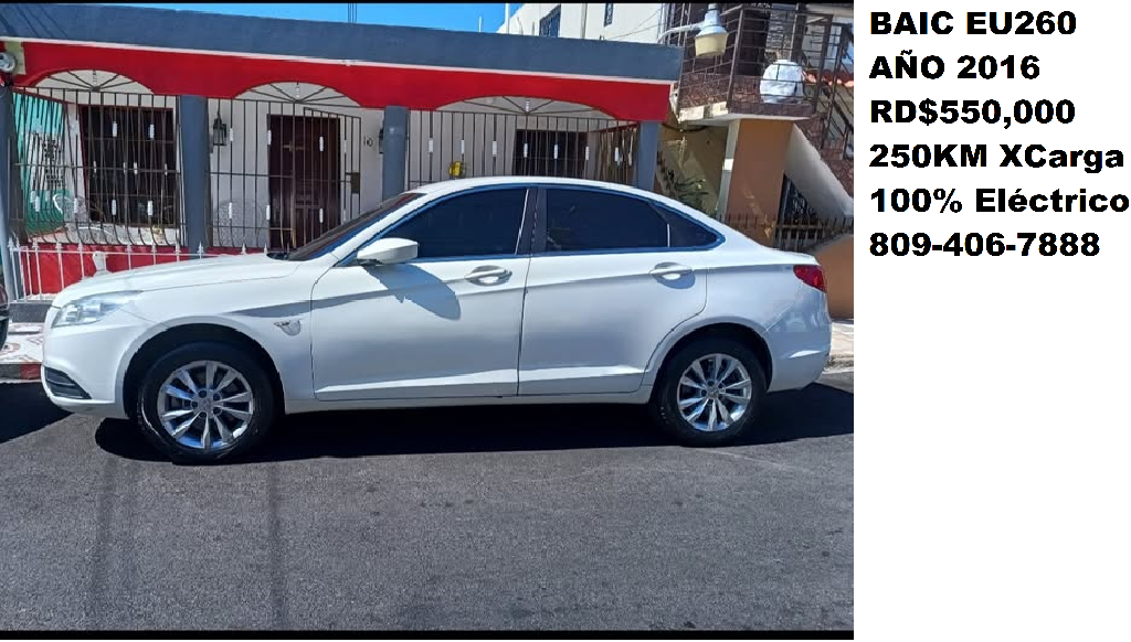 BAIC EU260 AÑO 2016 250KM NEGOCIABLE LIGERAMENTE REPLICA DEL MERCEDES  Foto 7323691-2.jpg