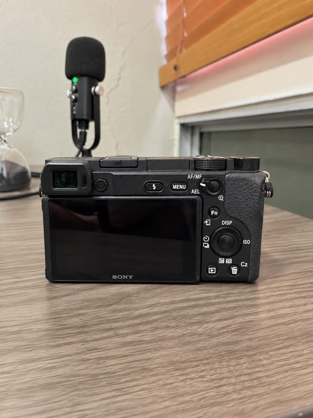Sony Alpha A6400 4K  Lente 16-50mm  Accesorios Foto 7323741-6.jpg