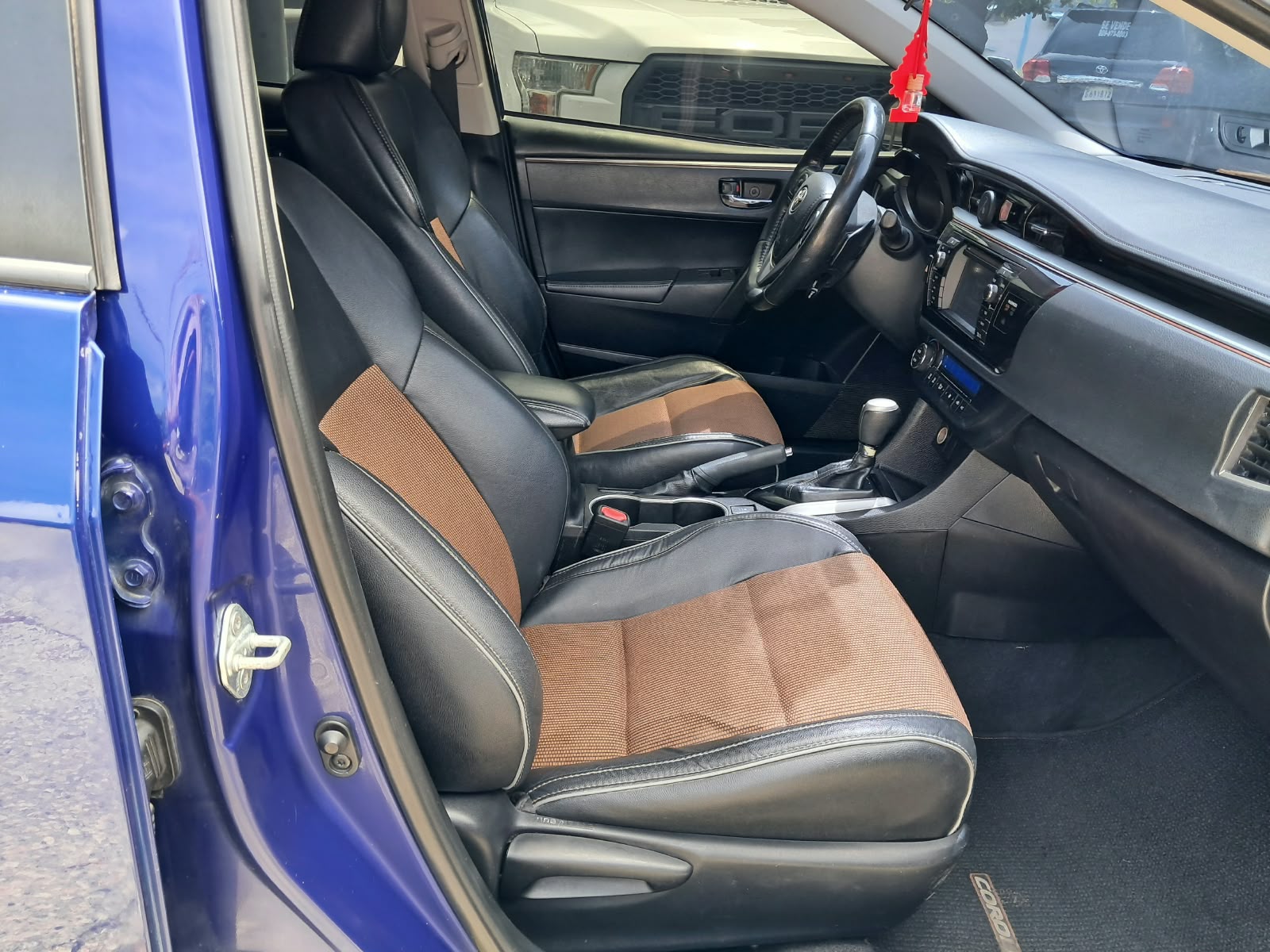 Toyota Corolla S 2014 Foto 7323908-11.jpg