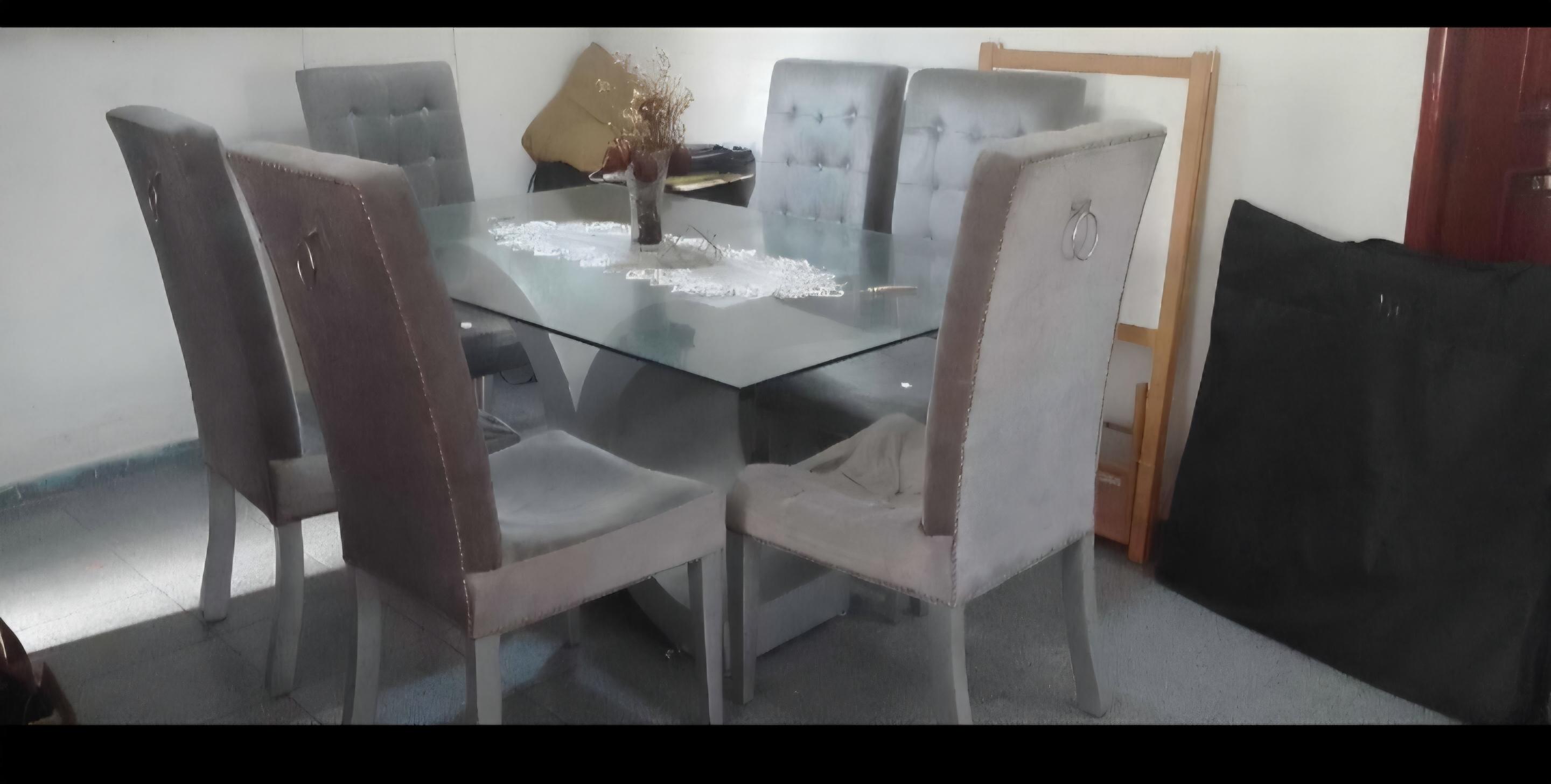 Vendo juego de comedor y mueble Foto 7323920-2.jpg