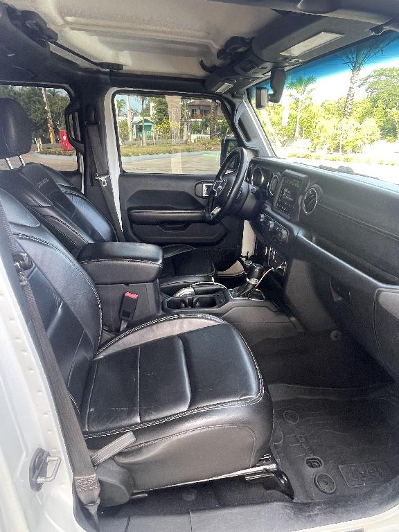 Jeep wrangler Sahara 2018 en Peravia Foto 7323973-9.jpg