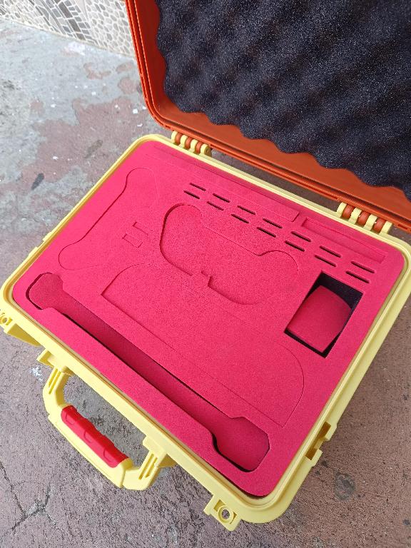 estuche rígido de transporte y protección Nintendo Switch 2 Foto 7324019-5.jpg