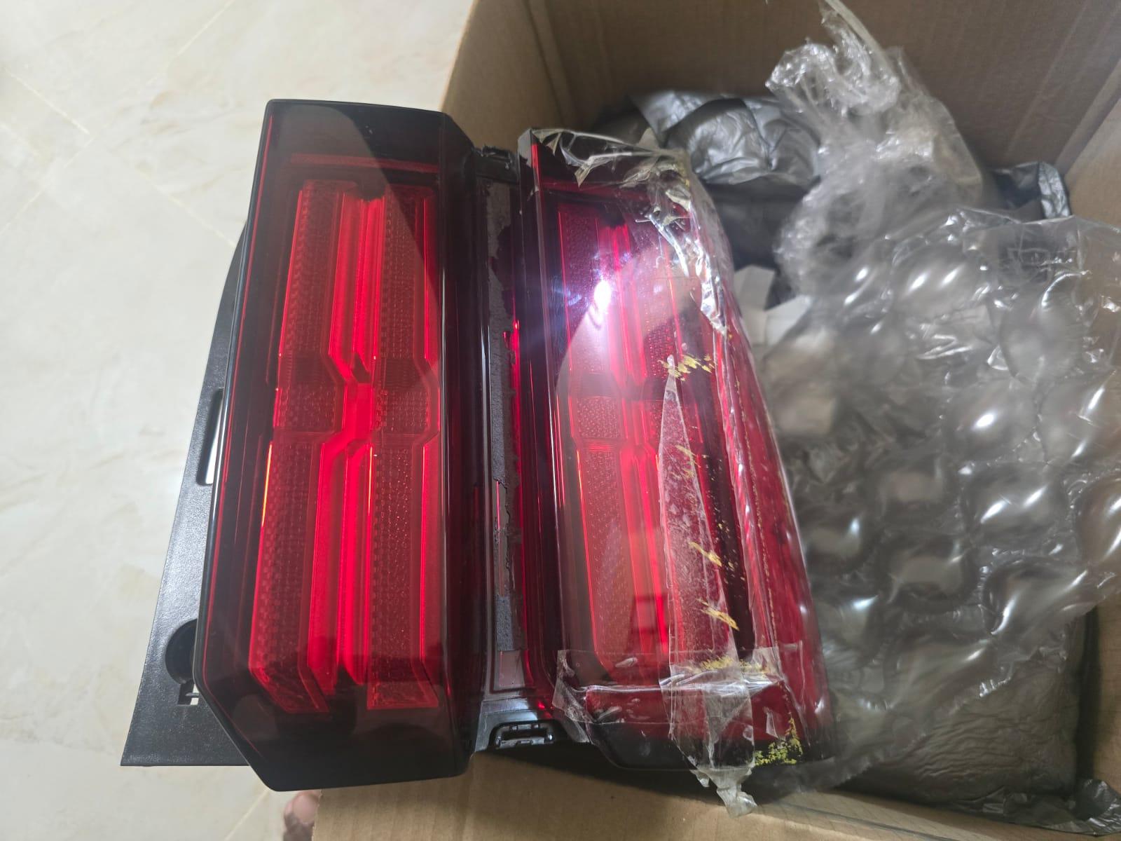 LUZ TRASERA LED ORIGINAL KIA SORENTO SX / SX PRESTIGE 2021 · 2022 · 20 Foto 7324030-1.jpg