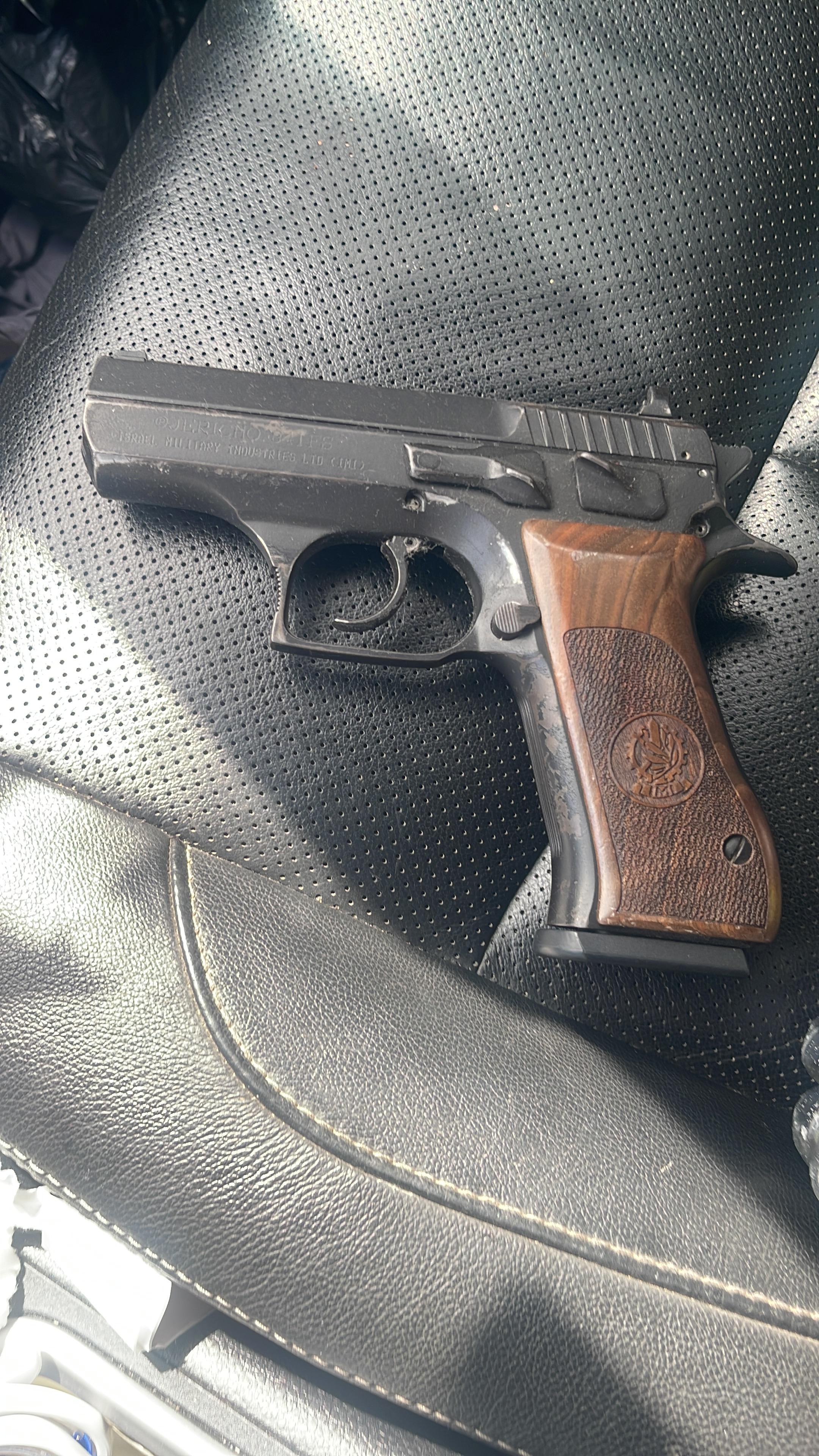 Jericho 941 9mm compacta  Foto 7324042-1.jpg