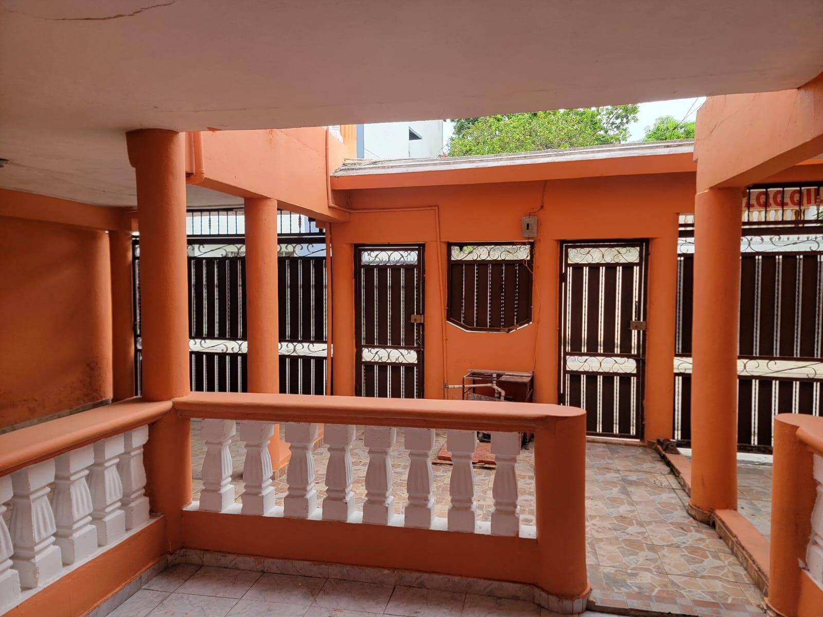 VENDO CASAS 2 EN 1 UN MISMO TITULO. URB. VISTA HERMOSA STO. DGO. ESTE. Foto 7324077-3.jpg