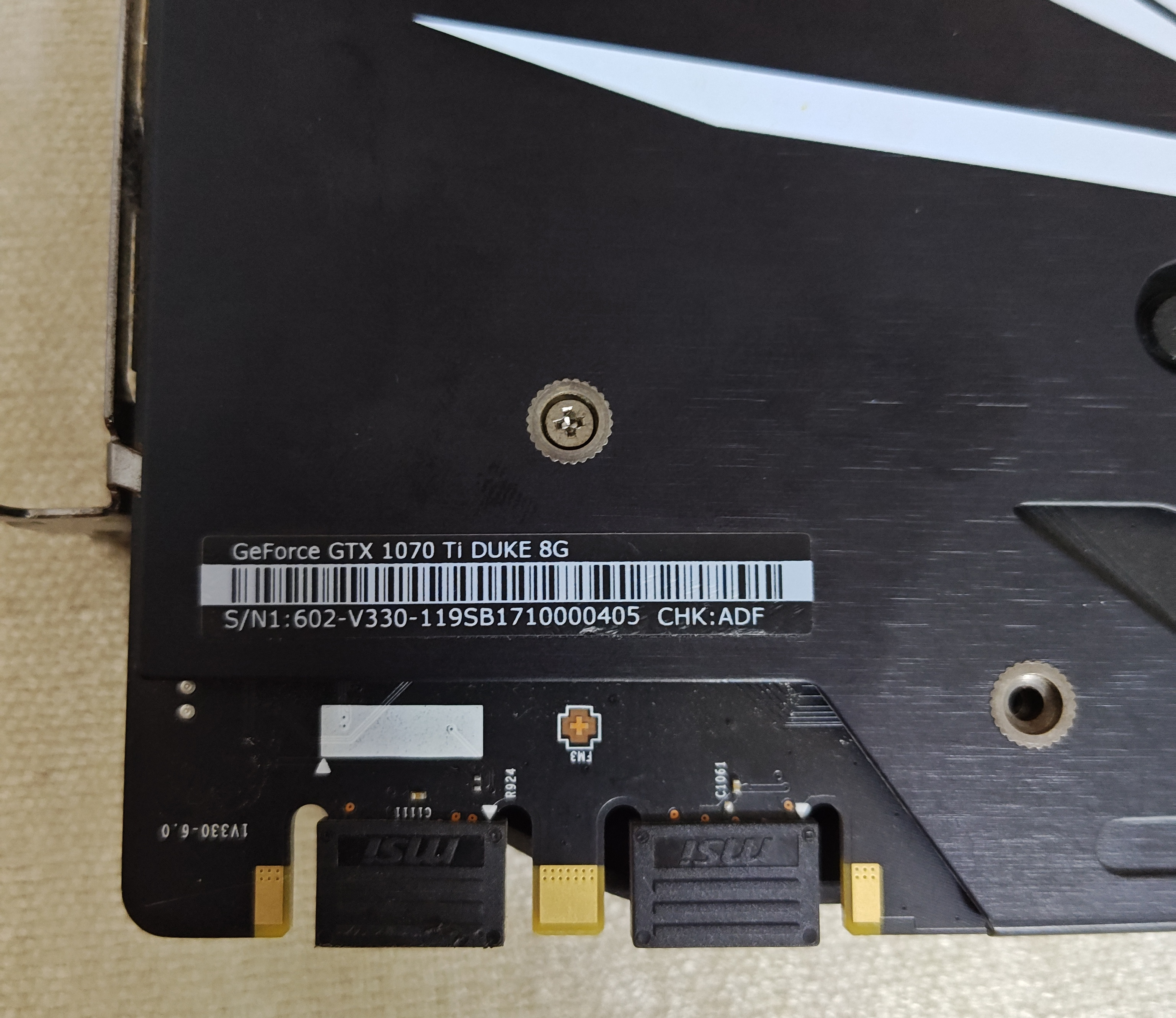 Tarjeta de Video MSI GTX 1070 Ti DUKE 8GB 3 Fans Foto 7324100-7.jpg