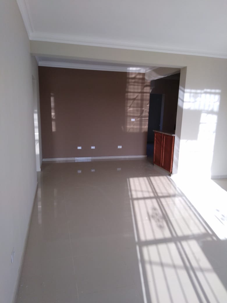 Alquilo Apartamento 2do Nivel con 3 habitaciones y 2 baños en Sto. Dgo Foto 7324112-2.jpg