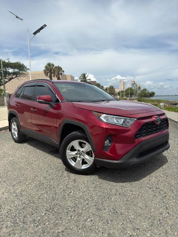 TOYOTA RAV4 2021 XLE 4X4  Foto 7324154-1.jpg