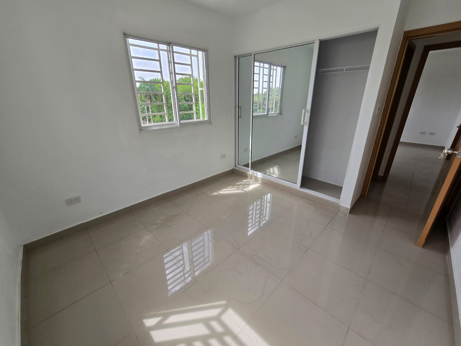 Apartamento con Terraza Privada Jacobo Majluta  4to Piso  82mt2 Foto 7324418-11.jpg