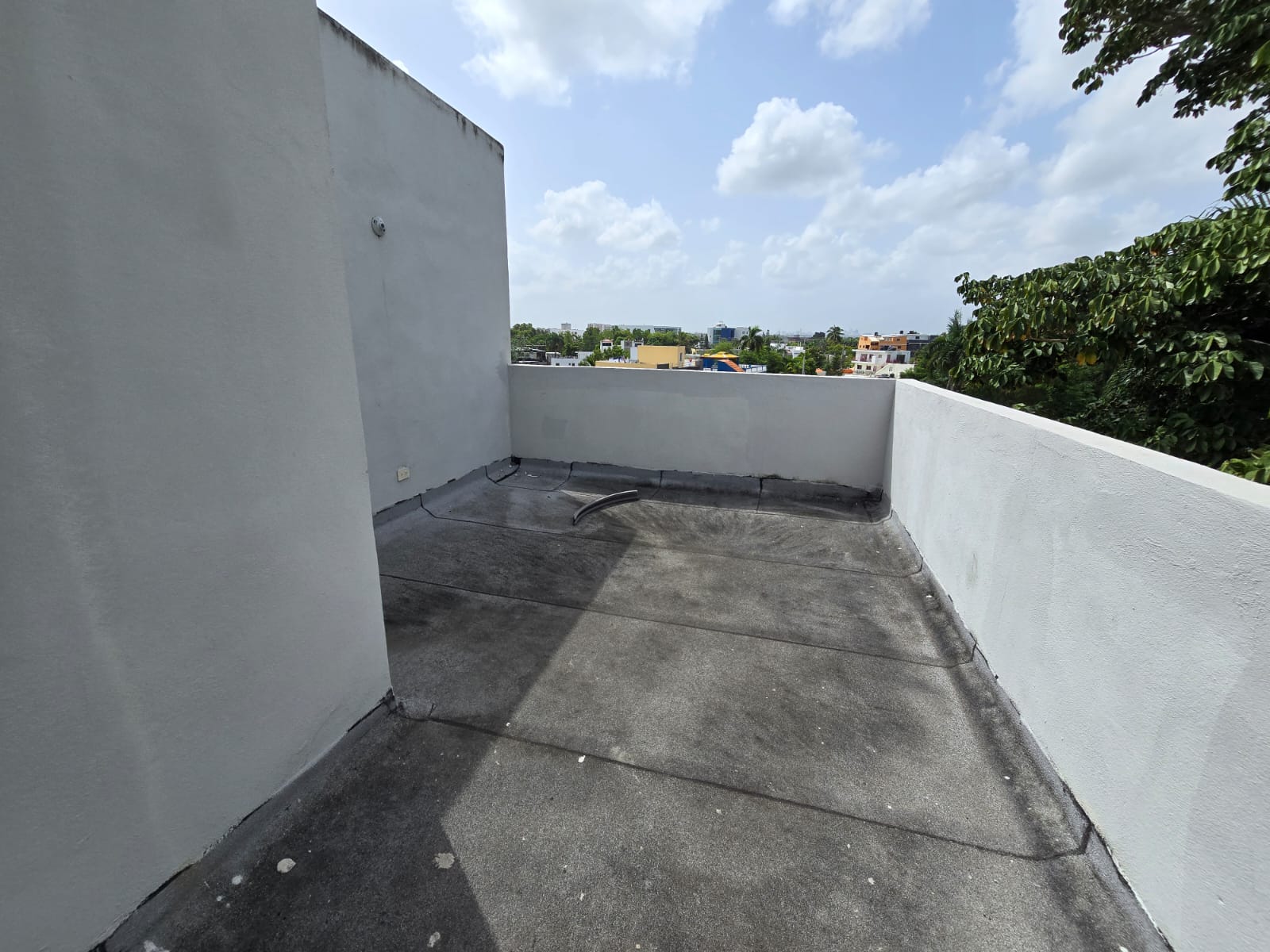 Apartamento con Terraza Privada Jacobo Majluta  4to Piso  82mt2 Foto 7324418-4.jpg