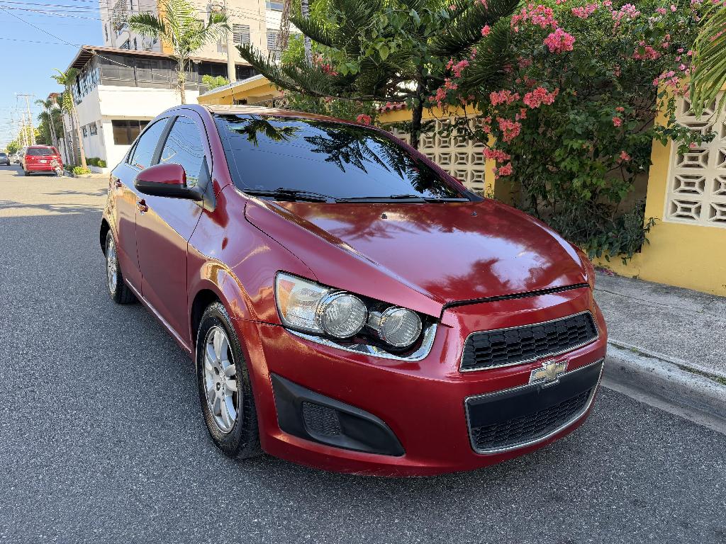 Chevrolet Sonic LT 2012 Foto 7324450-1.jpg