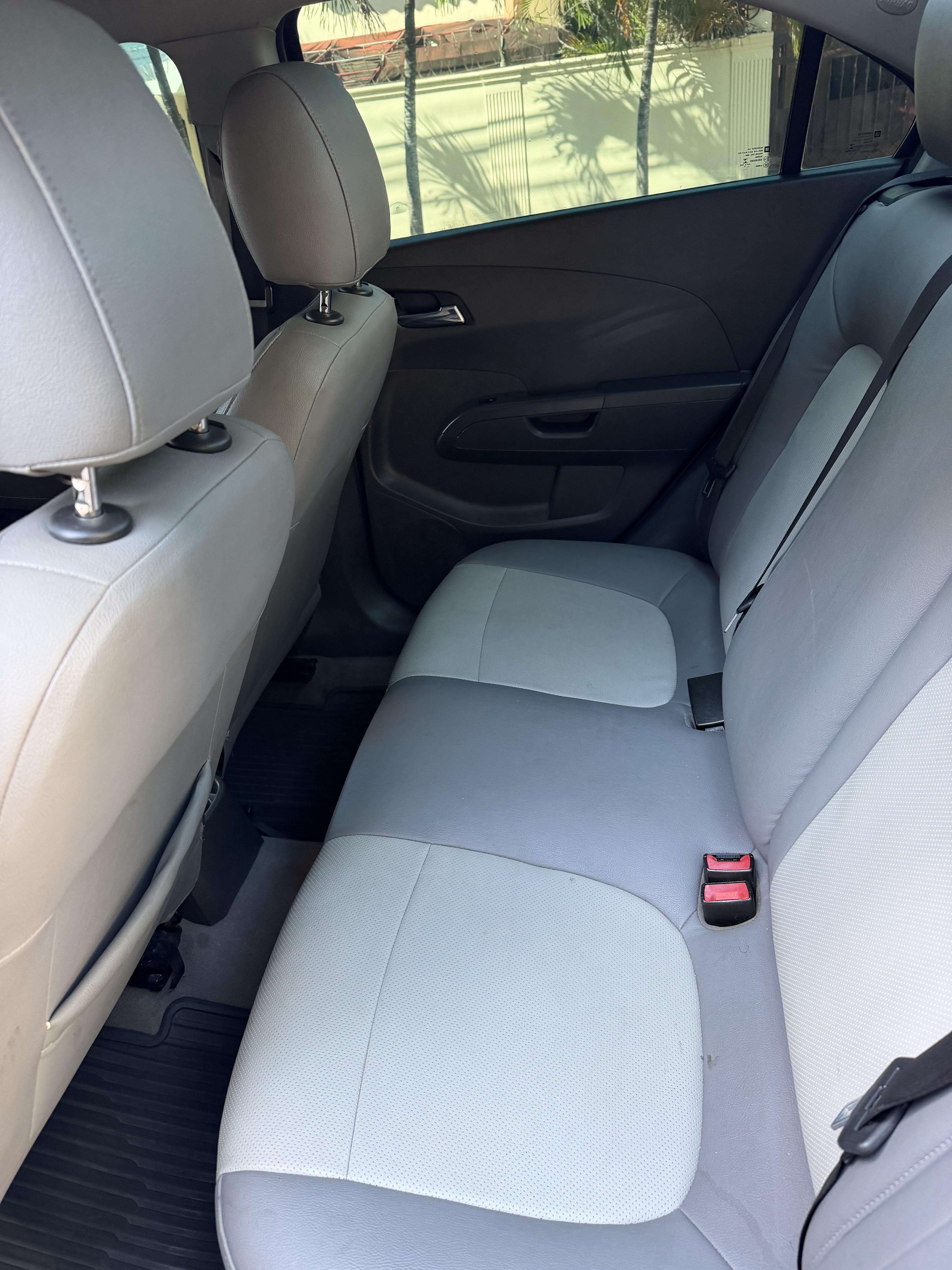 Chevrolet Sonic LT 2012 Foto 7324450-6.jpg