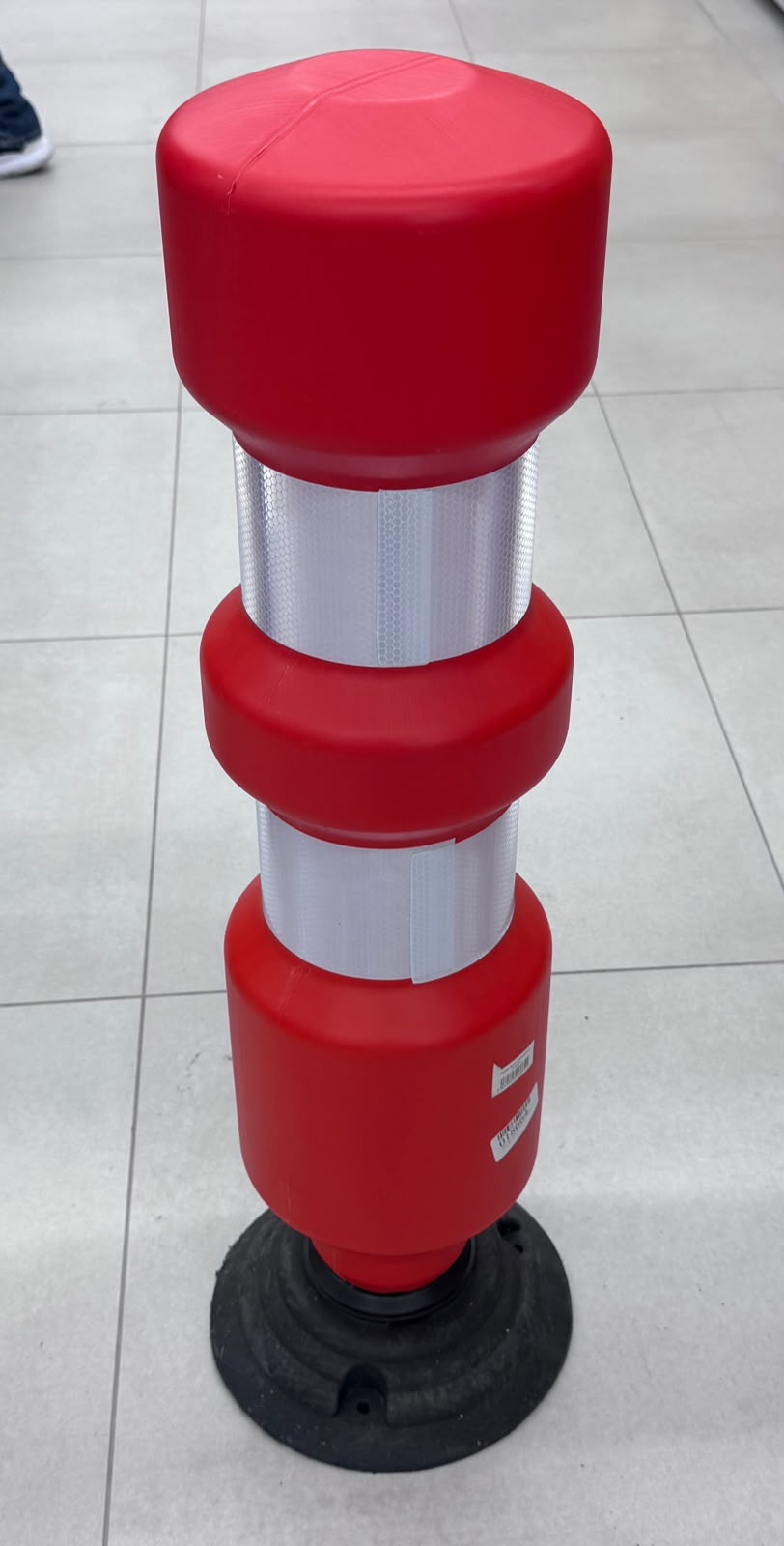 CONO QUE SE DEVUELVE  CONO VIAL  TORRE DE TRAFICO  Foto 7324515-1.jpg