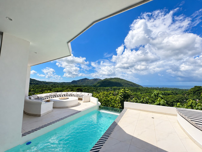 VILLA BLANCA  FOR SALE  RENT IN PLAYA EL VALLE SAMANÁ Foto 7324727-5.jpg