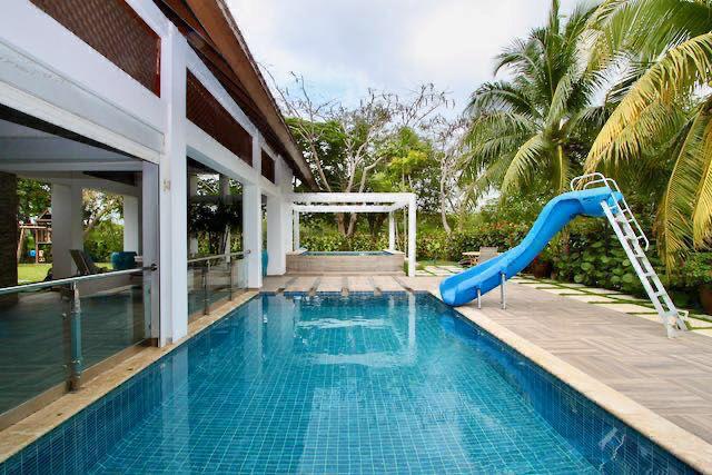 Descubre esta espectacular Villa en Guavaberry Golf  Country Club Foto 7324776-6.jpg