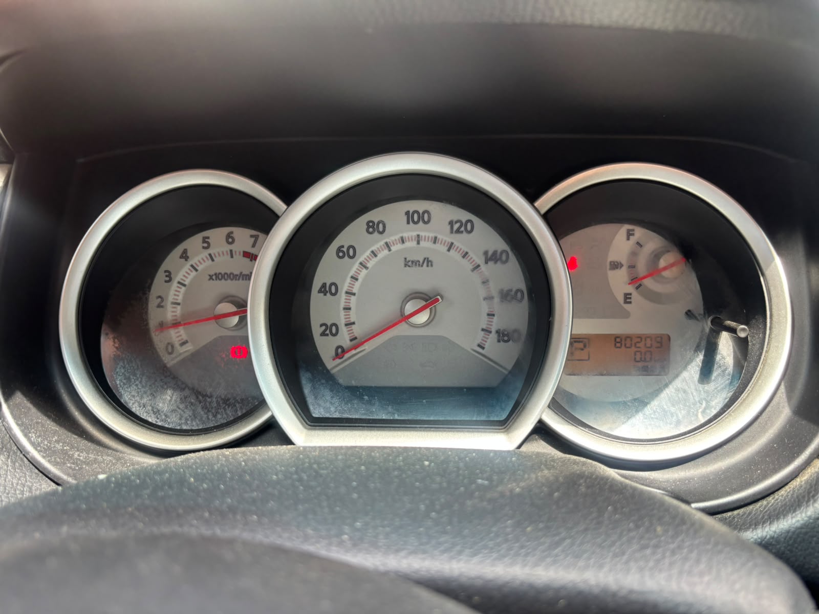 Nissan Tiida 2011 Foto 7324969-6.jpg