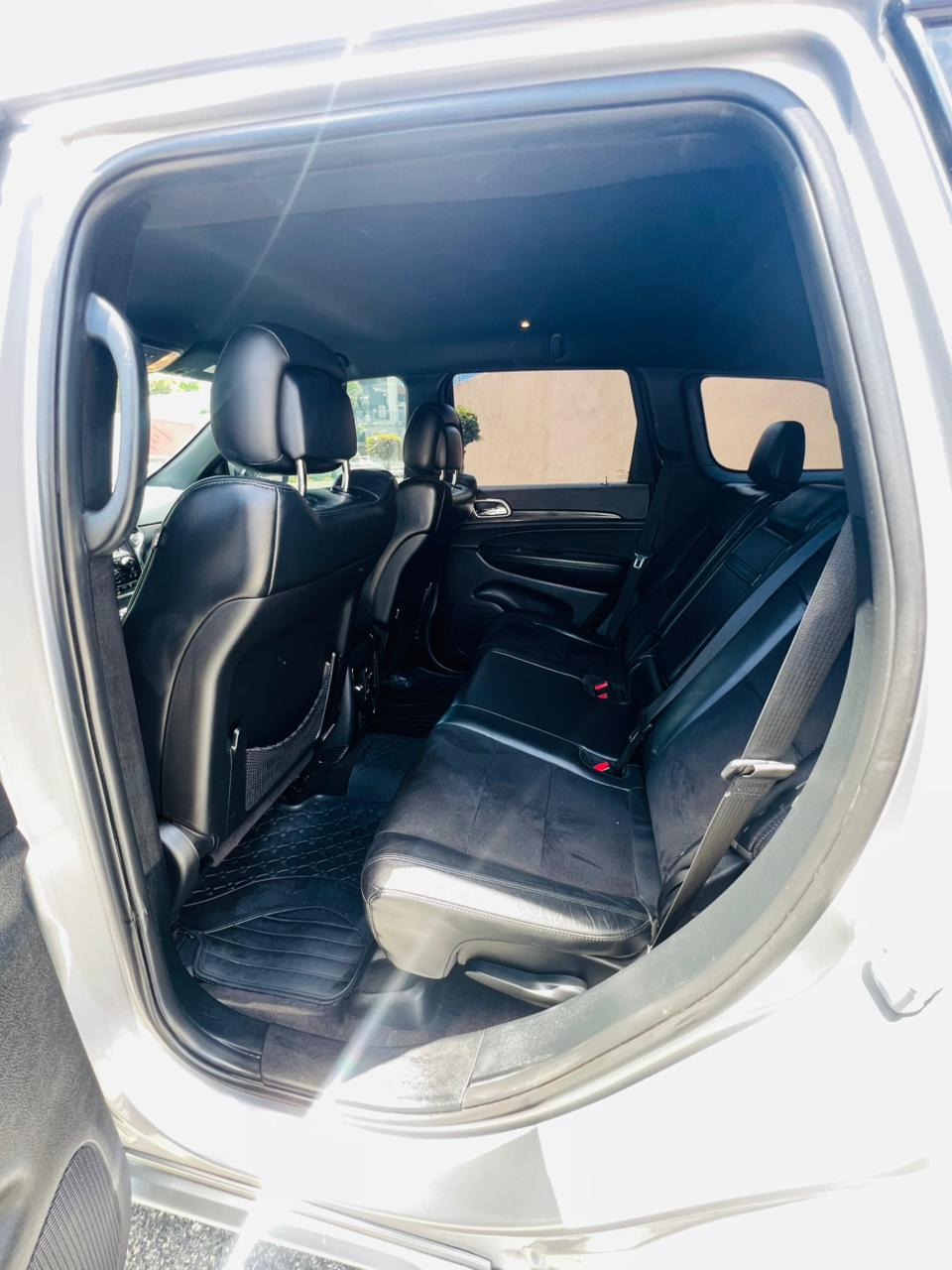 Jeep grand cherokee laredo 2018 Foto 7325047-5.jpg