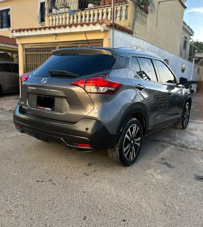 Nissan Kicks SV 2020 Foto 7325074-3.jpg