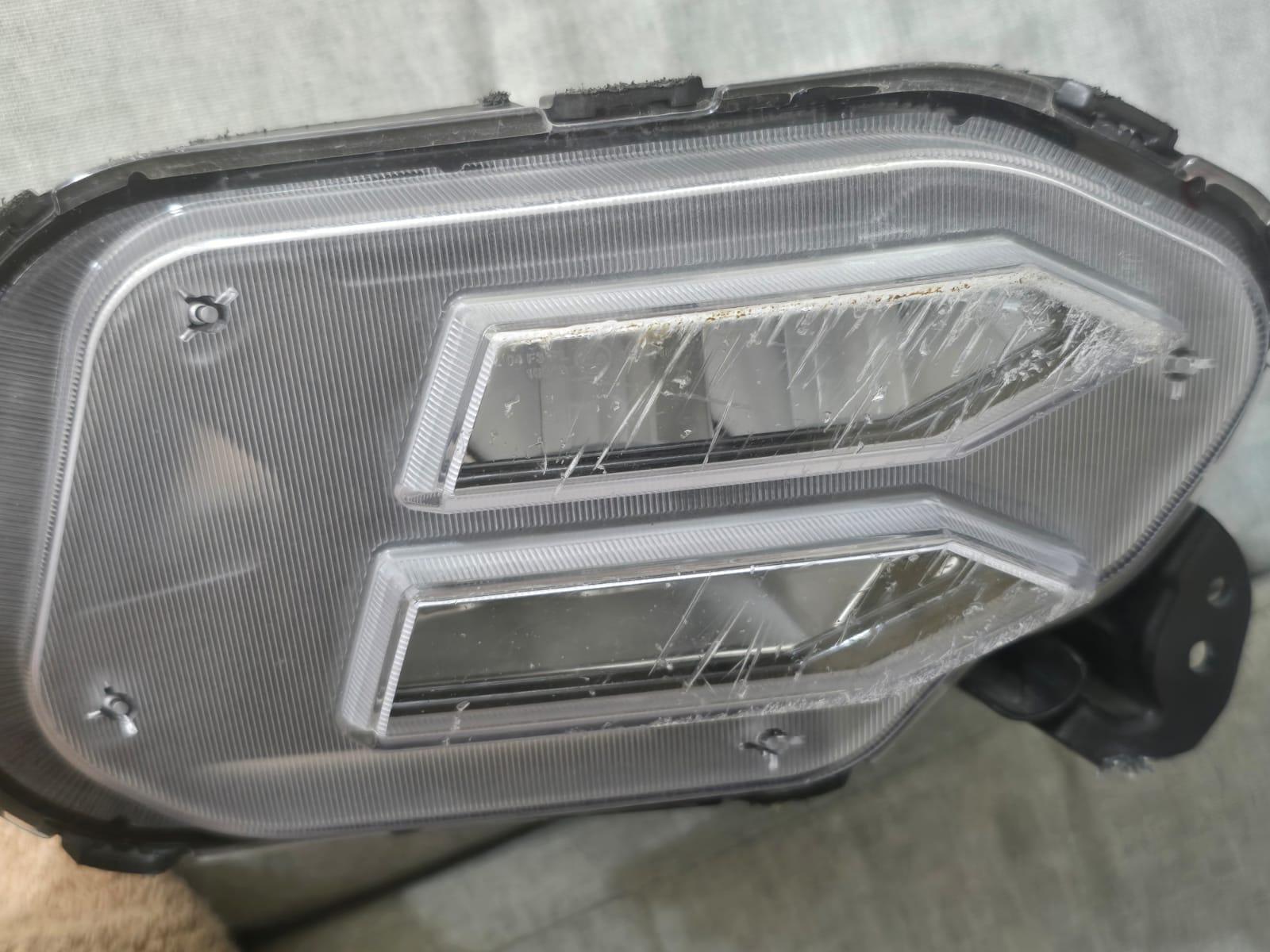 Faro Neblinero LED Derecho Kia Sorento 2021 - 2024 Original OEM  Códig Foto 7325124-4.jpg