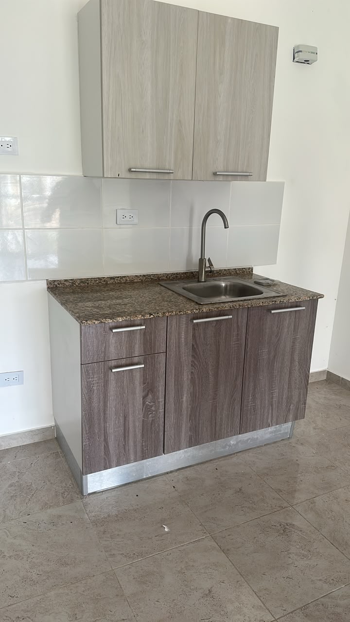Inmobiliaria Aiki Group SRL  Apartamento tipo Penthouse en alquiler en Foto 7325131-4.jpg